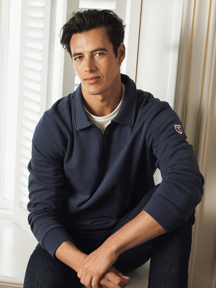 Adrien zipneck 25036_JeanPaul_H_032_web_EGS_Adrien zipneck EGS.jpg_