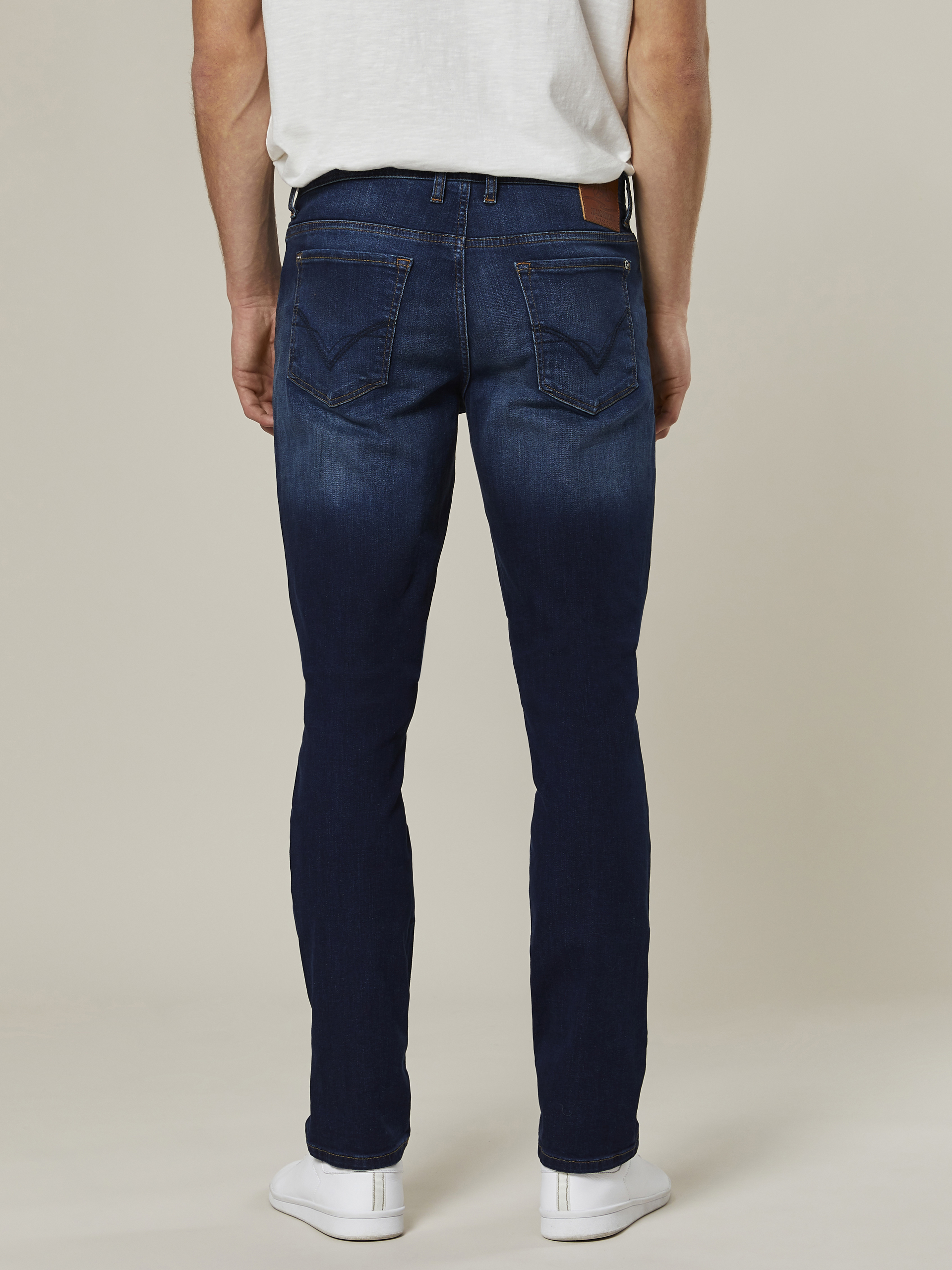 Leroy Vintage Jeans 7219524_JEAN PAUL_NOS_JP LEROY VINTAGE DK.BLUE STRET_48_D04_BLÅ_1299_Modell_-back_2781_Leroy Vintage Jeans D04.jpg_