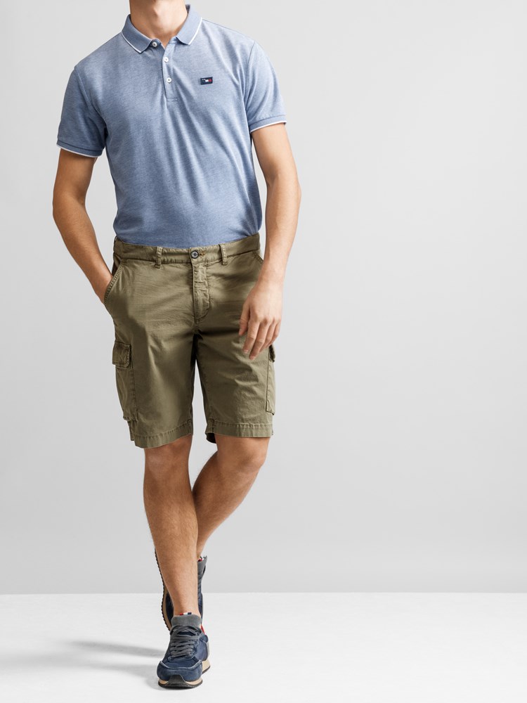 Mike Cargo twill shorts 7232238_JP52_MIKE CARGO TWILL BERMUDA_FRONT_GMM_L_Mike Cargo twill shorts GMM.jpg_