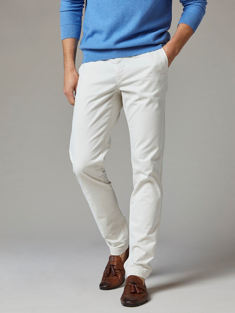 Brian Stretch Chino 7241737_105-JEANPAUL-S20-Modell-front_77250_Brian Stretch Chino 105.jpg_Front||Front