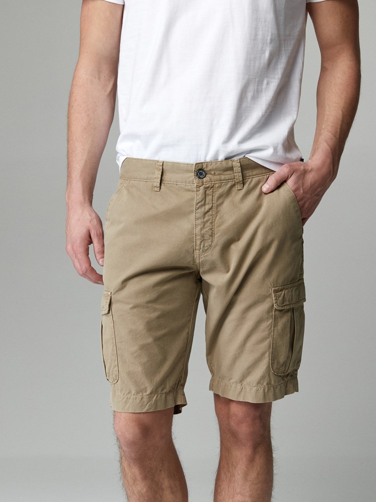 Benny Cargo Shorts 7246831_AEJ-JEANPAUL-H21-Modell-front_85998_Benny Cargo Shorts AEJ_Benny Cargo Shorts AEJ 7246831.jpg_Front||Front