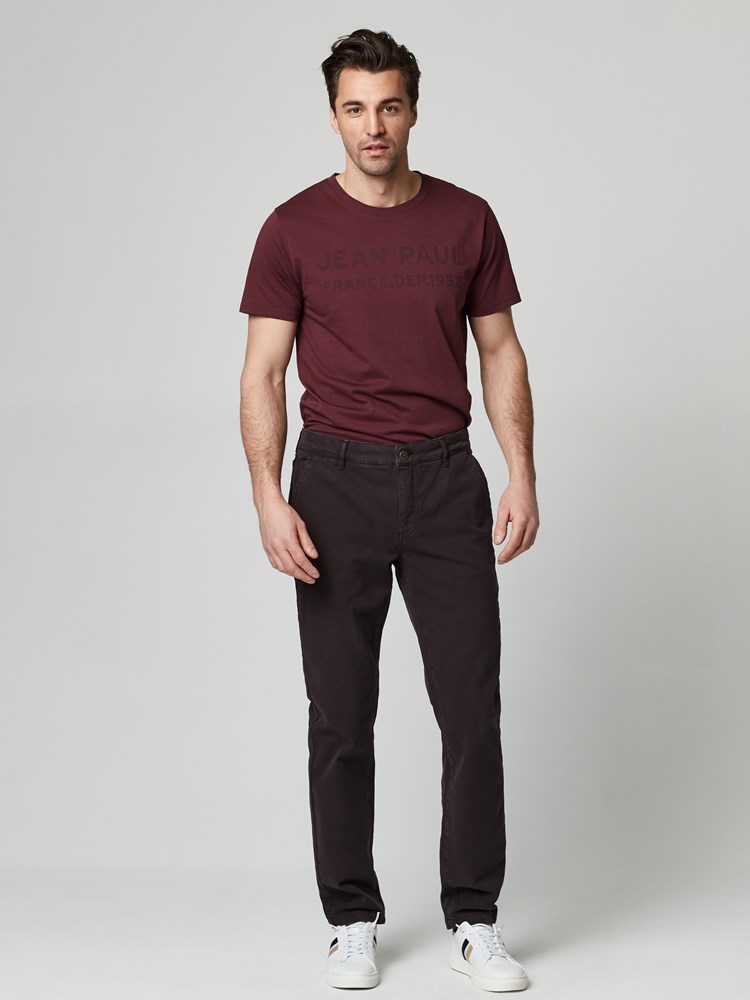 Brian Soft Chino 7247475_AIQ-JEANPAUL-A21-Modell-front_23433_Brian Soft Chino AIQ_Brian Soft Chino AIQ 7247475.jpg_Front||Front