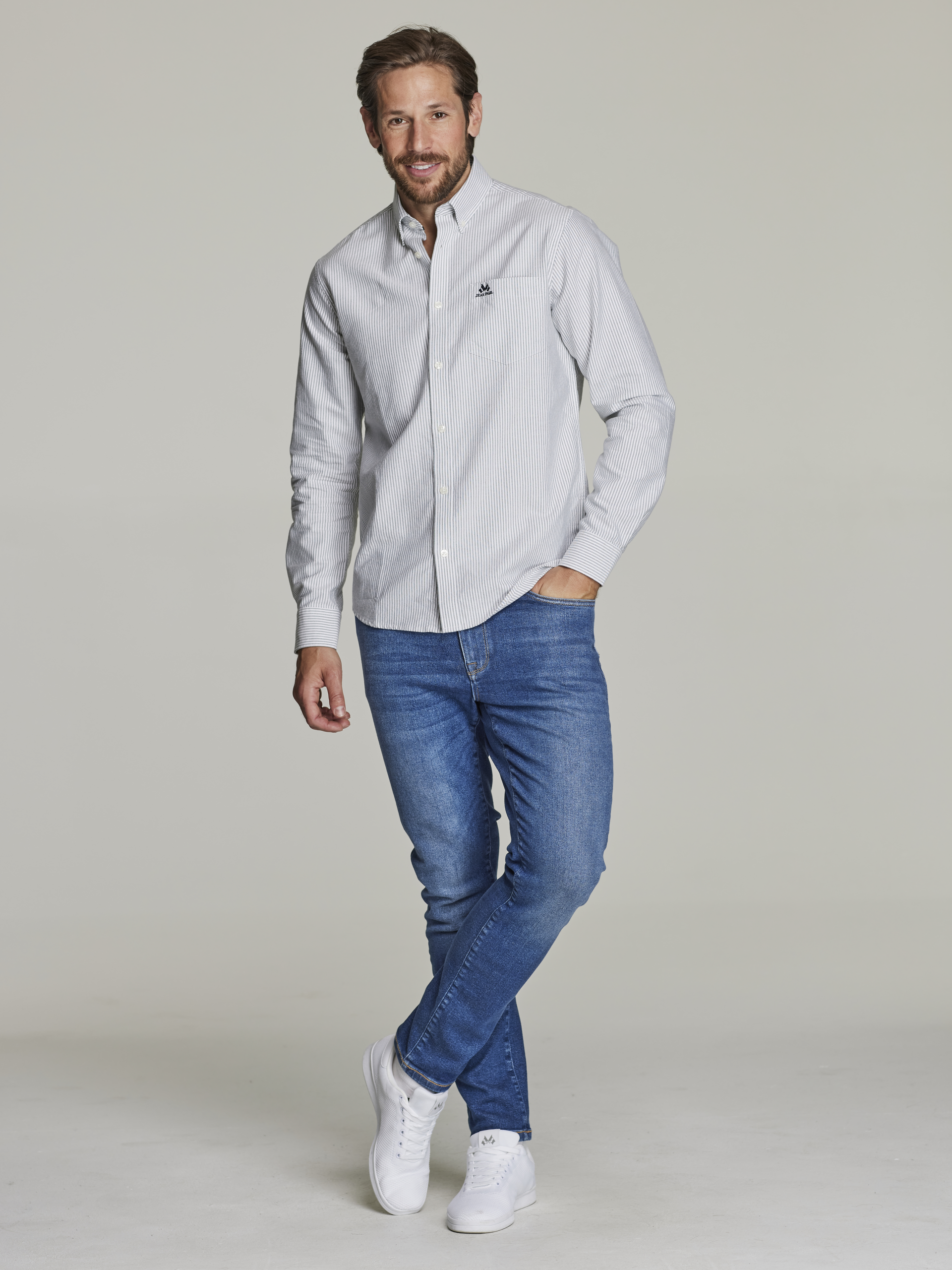 Oxford stripet skjorte - regular fit 7249053_GOH-JEANPAUL-S22-Modell-front_69597.jpg_Front||Front