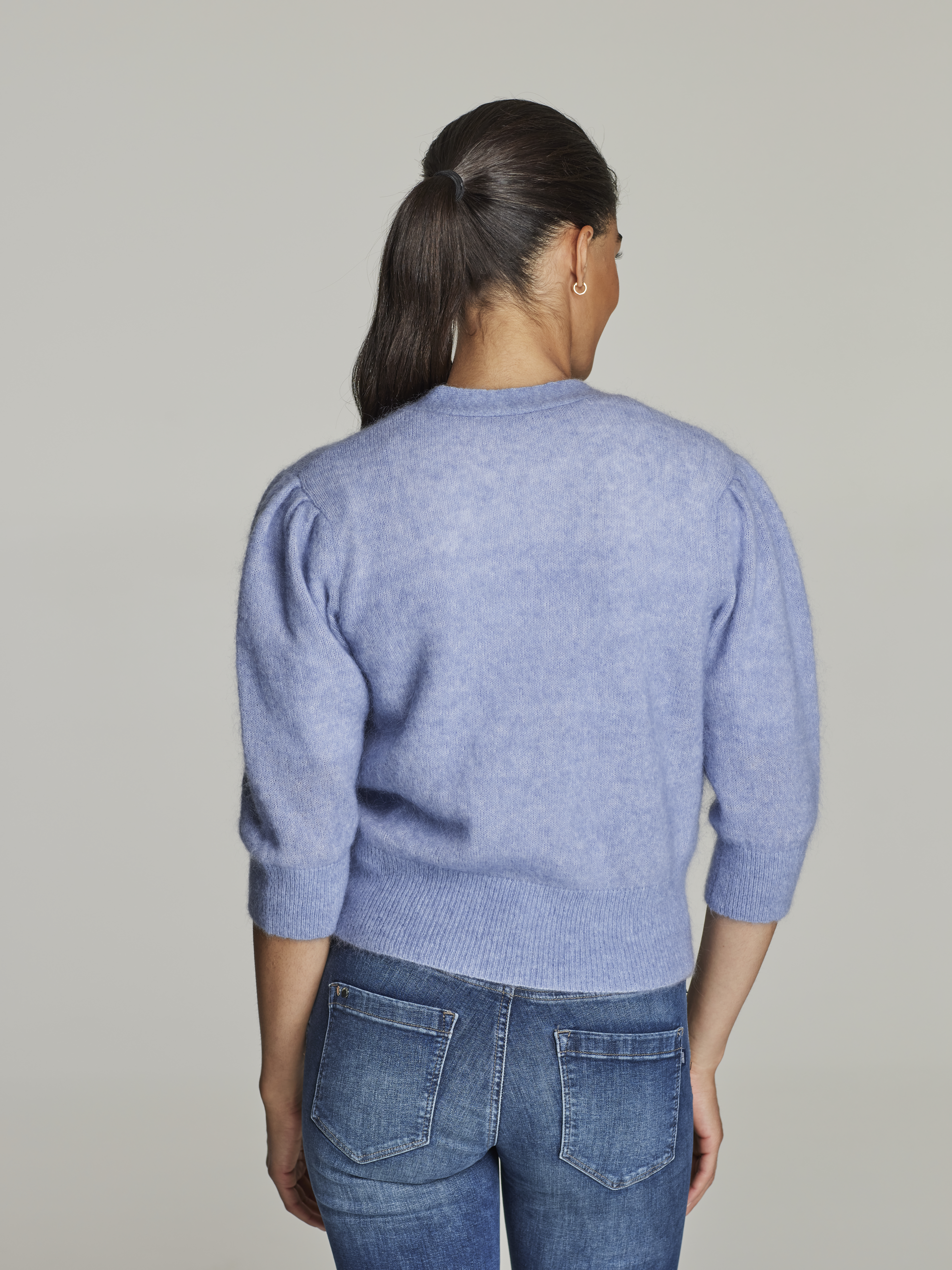 Fleur cardigan 7249111_E9O-JEANPAULFEMME-S22-Modell-back_23257_Fleur cardigan E9O_Fleur cardigan E9O 7249111.jpg_Back||Back