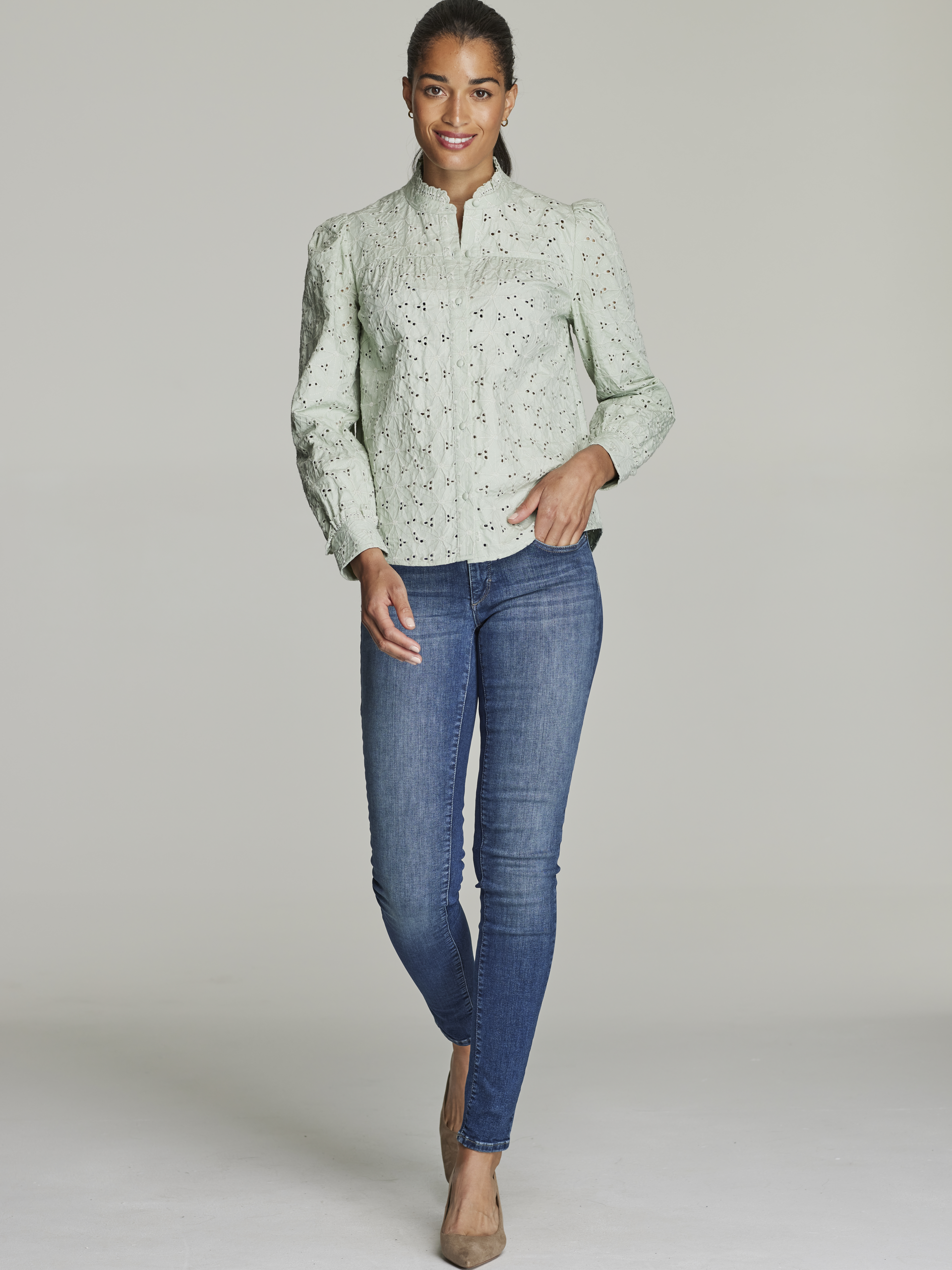 Elenore bluse 7249136_I5Q-JEANPAULFEMME-S22-Modell-front_73327_Elenore bluse I5Q_Elenore bluse I5Q 7249136.jpg_Front||Front