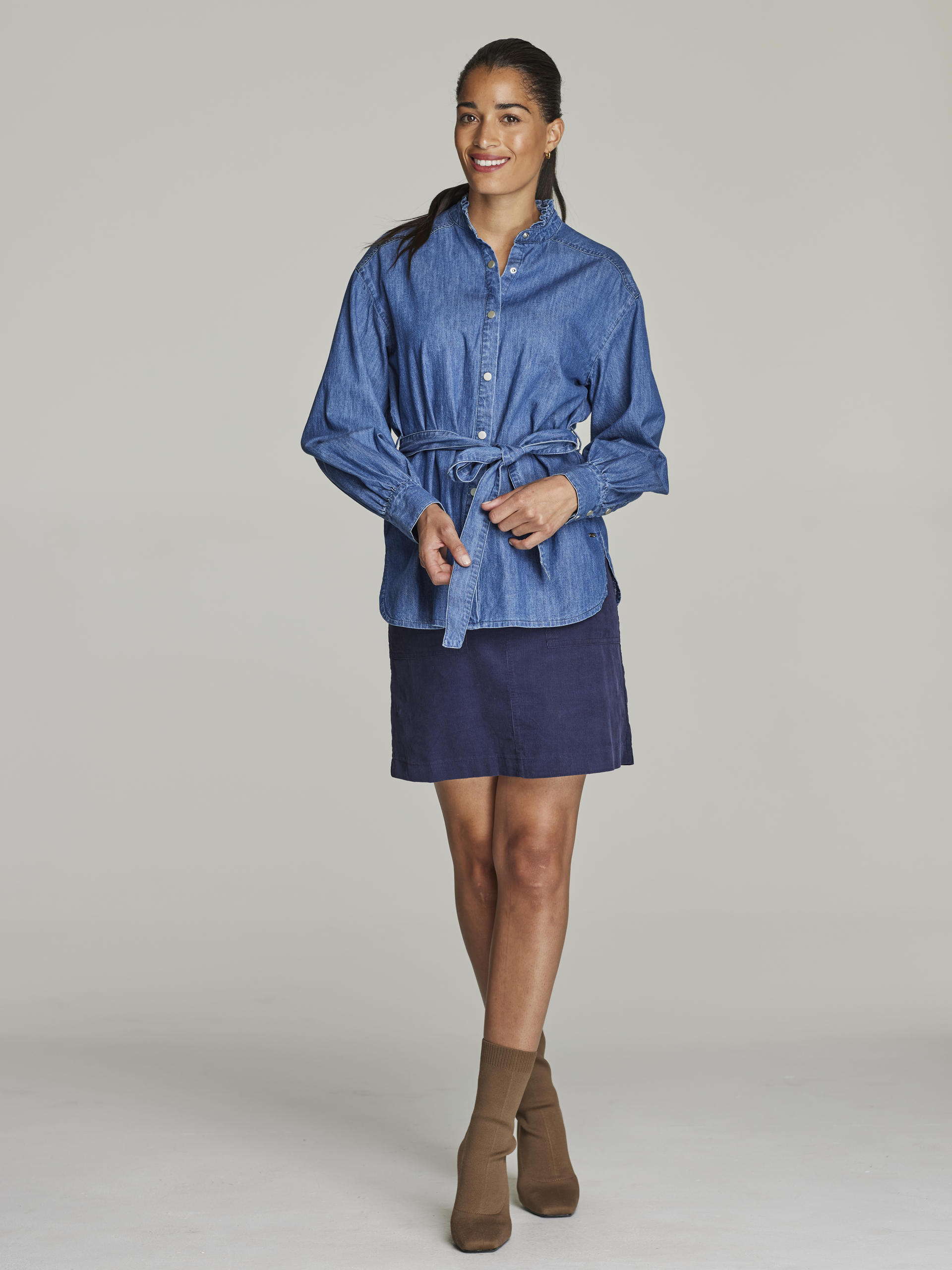 Signy denimskjorte 7249160_ECL-JEANPAULFEMME-S22-Modell-front_99555_Signy denimskjorte ECL_Signy denimskjorte ECL 7249160.jpg_Front||Front