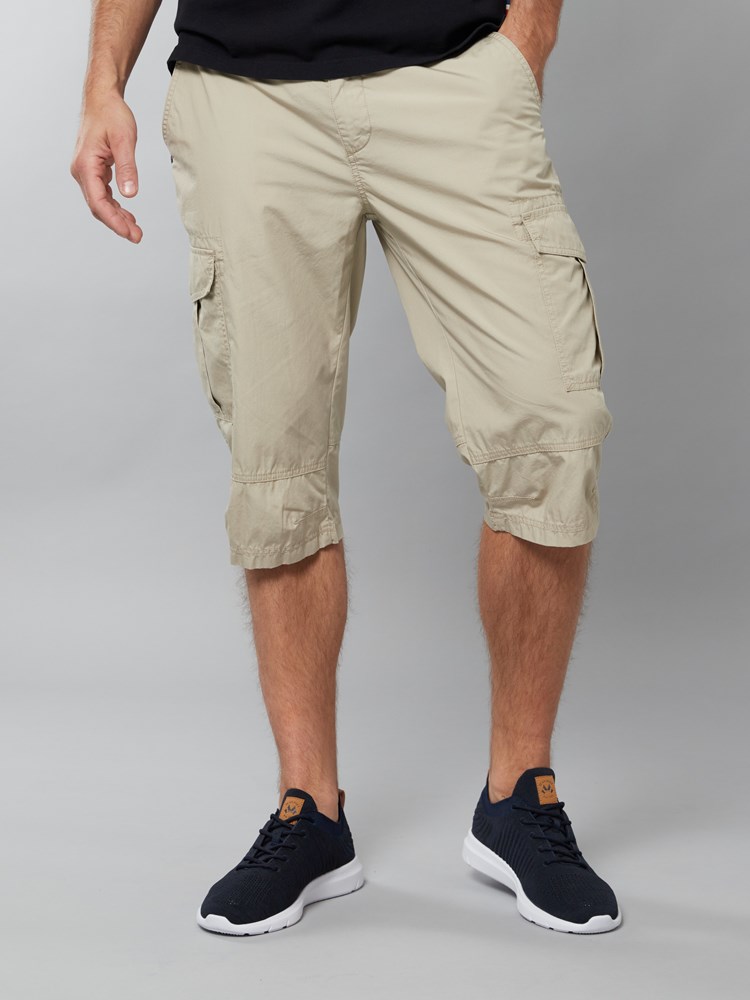Lucas cargo shorts 7250229_I4Y-JEANPAUL-H22-Modell-Front_5803_Lucas cargo shorts I4Y_Lucas cargo shorts I4Y 7250229.jpg_Front||Front