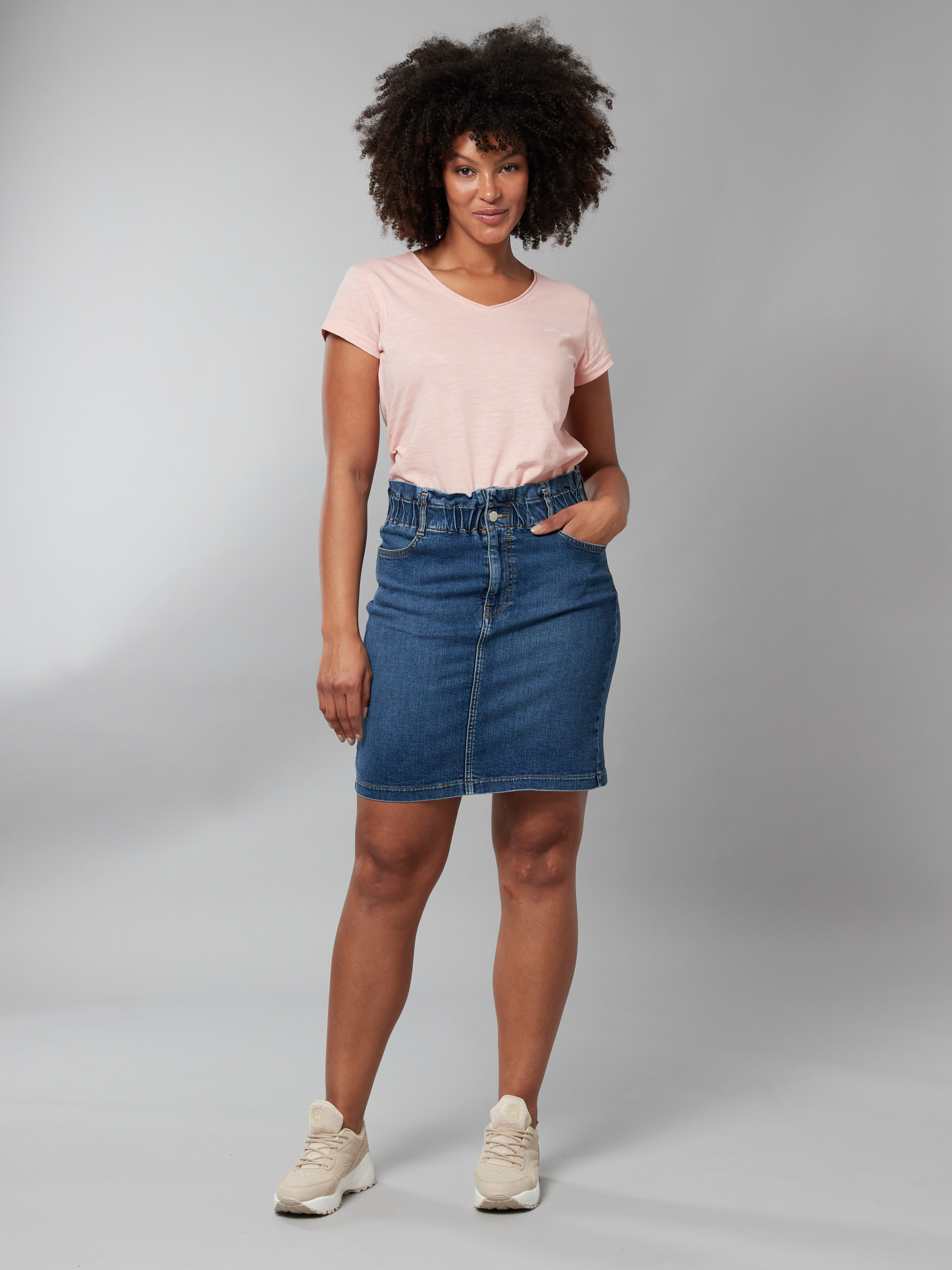 Diane denimskjørt 7250333_D06-JEANPAUL-H22-Modell-Front_963.jpg_