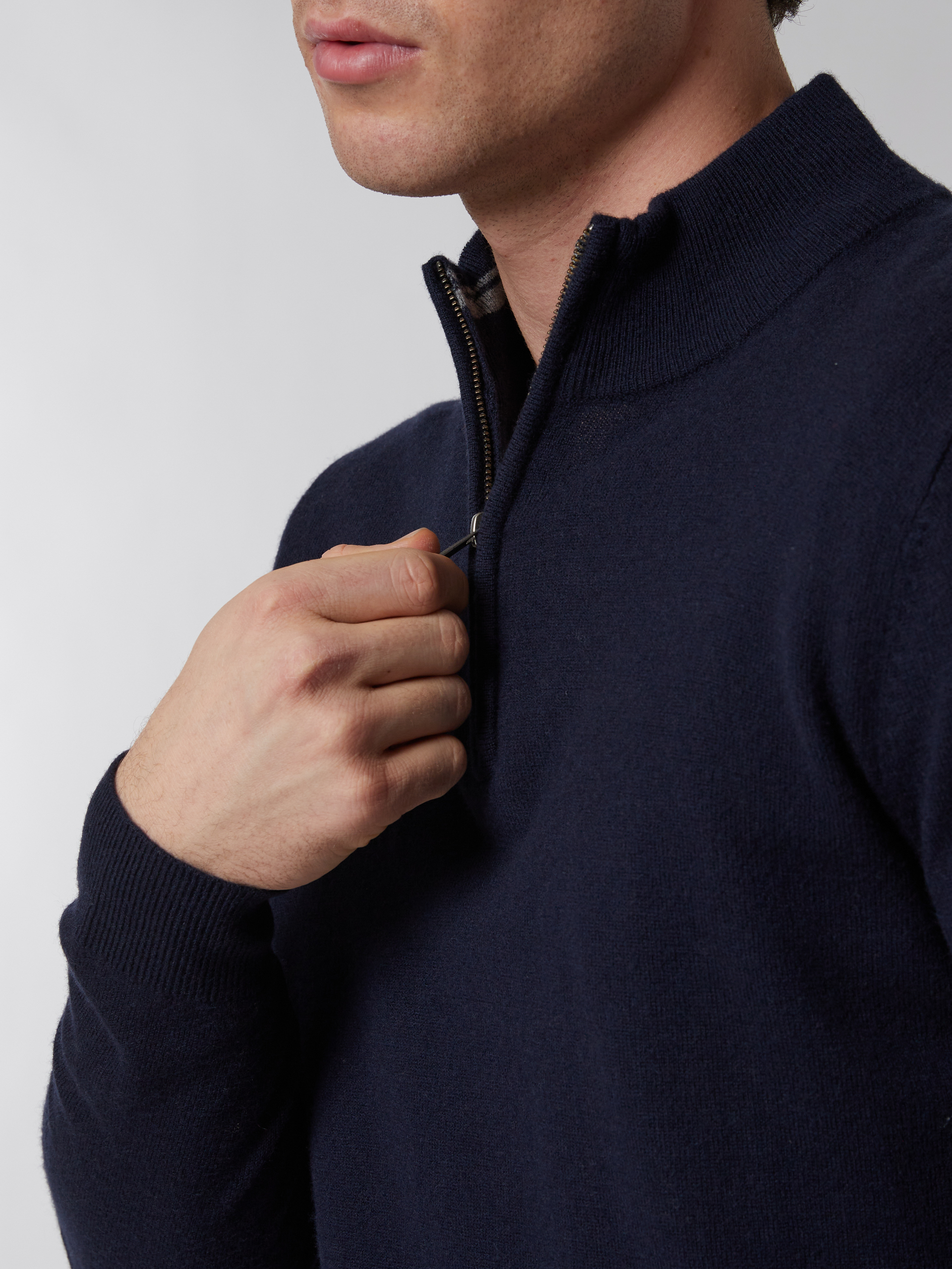 Ethan merino zipneck 7500103_EM6-JEANPAUL-A22-Modell-Front_7471_Ethan merino zipneck EM6.jpg_Front||Front