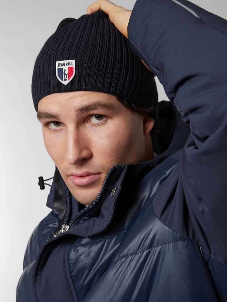 Alex lue 7500528_EM6-JEANPAUL-A22-Modell-Front_6773.jpg_Front||Front