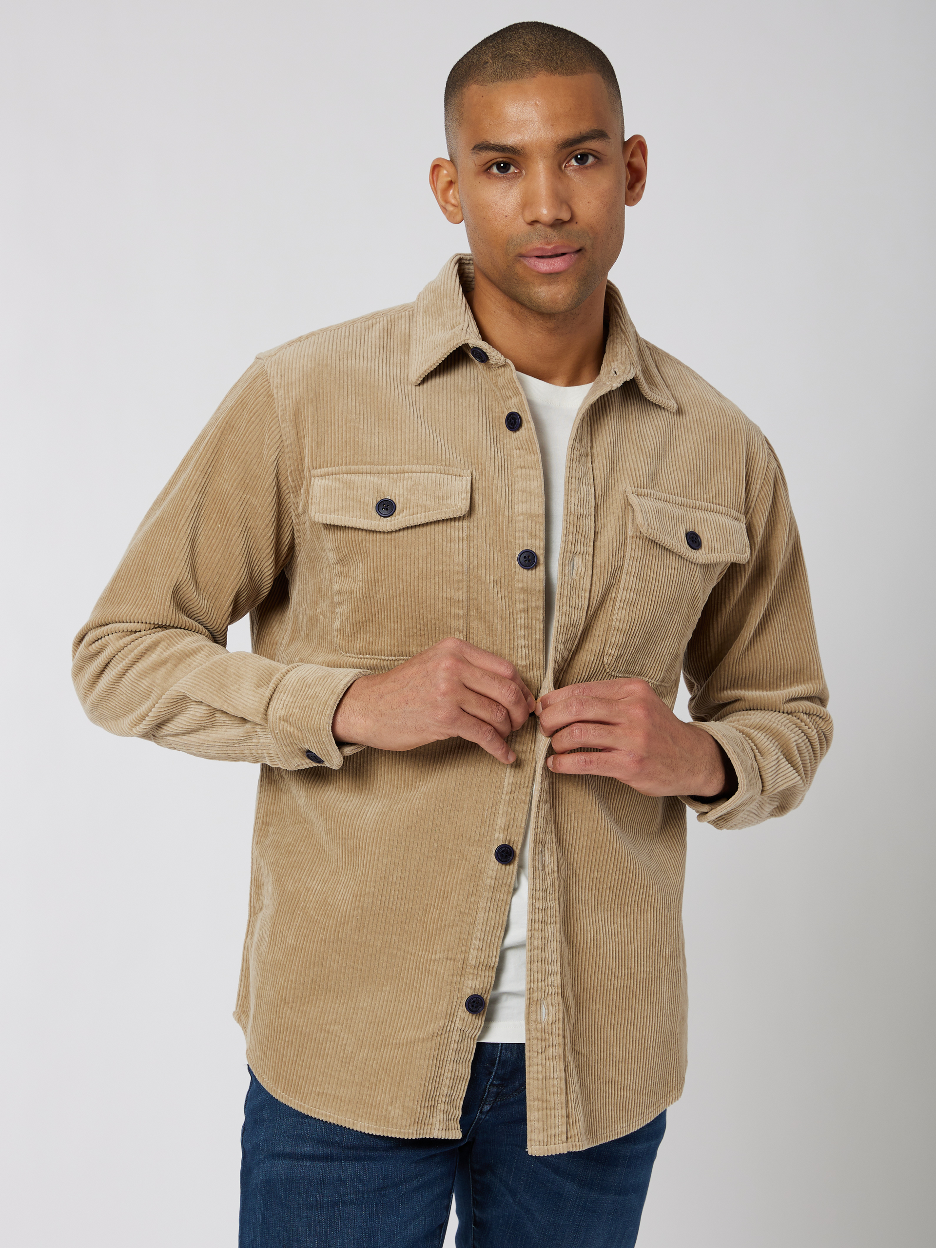 Aron skjortejakke - classic fit 7501288_AEI-JEANPAUL-W22-Modell-Front_3456_Aron skjortejakke - classic fit AEI.jpg_Front||Front