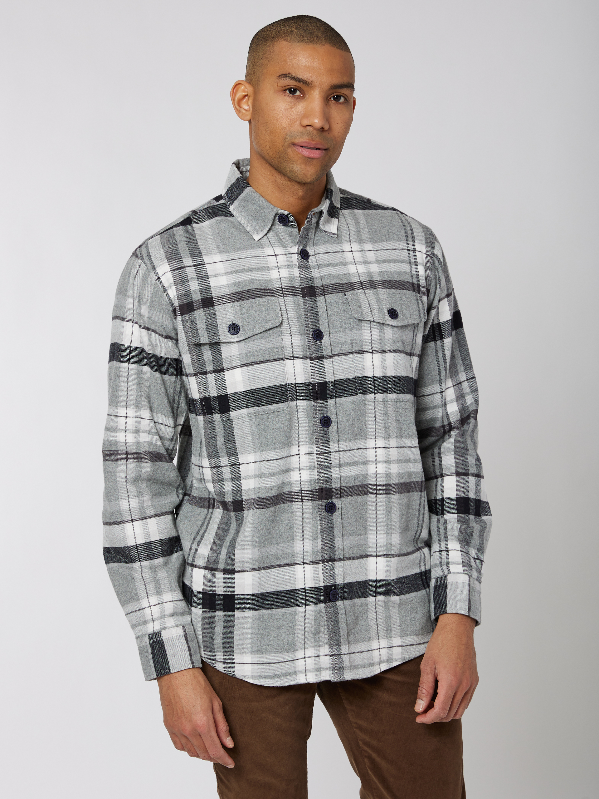 Valdisere skjortejakke - classic fit 7501313_IGH-JEANPAUL-W22-Modell-Front_7632.jpg_Front||Front