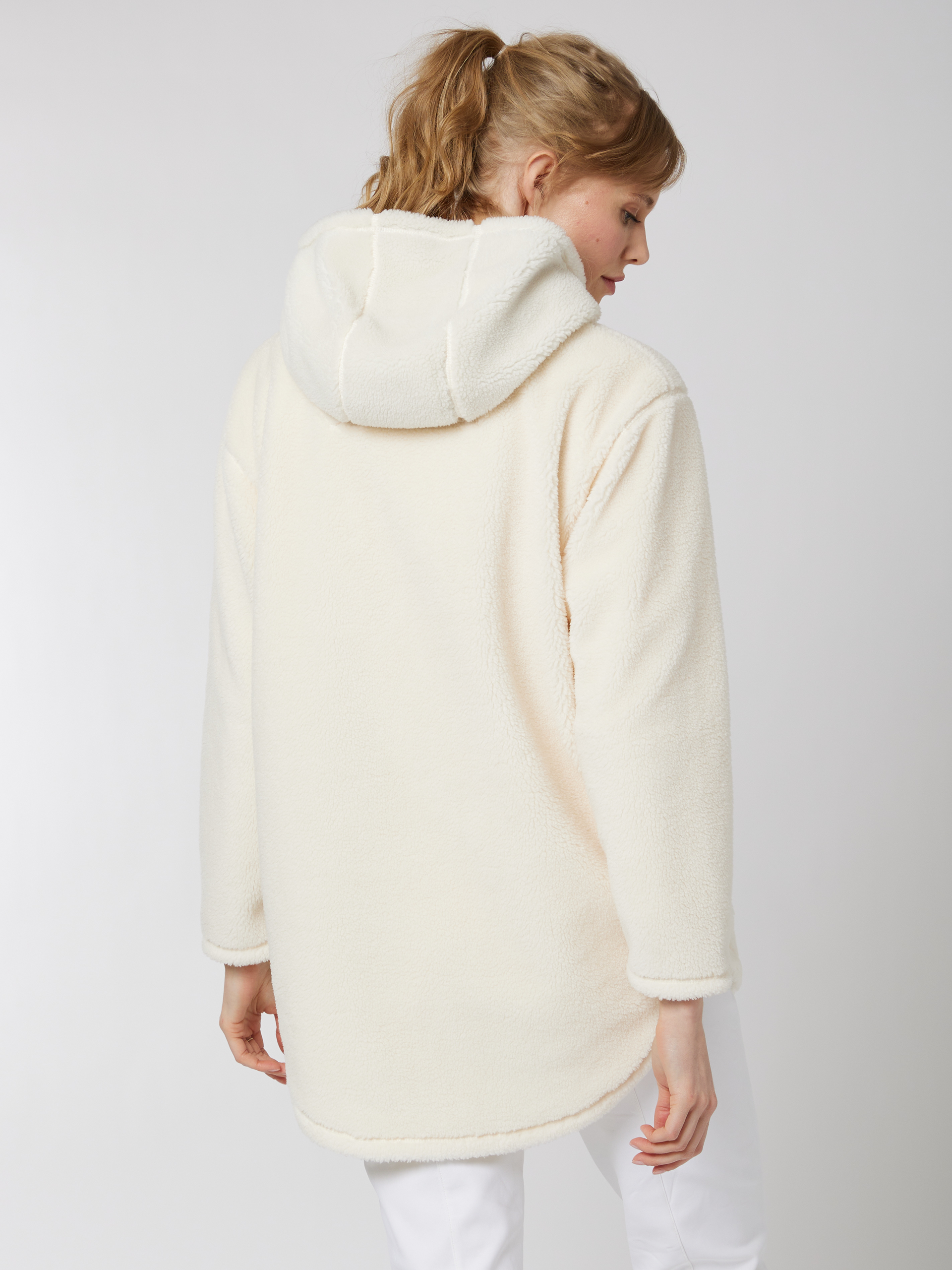 Bella teddygenser 7501365_O63-JEANPAUL-W22-Modell-Front_7914_Bella teddygenser O63_Bella teddygenser O63 7501365.jpg_Front||Front