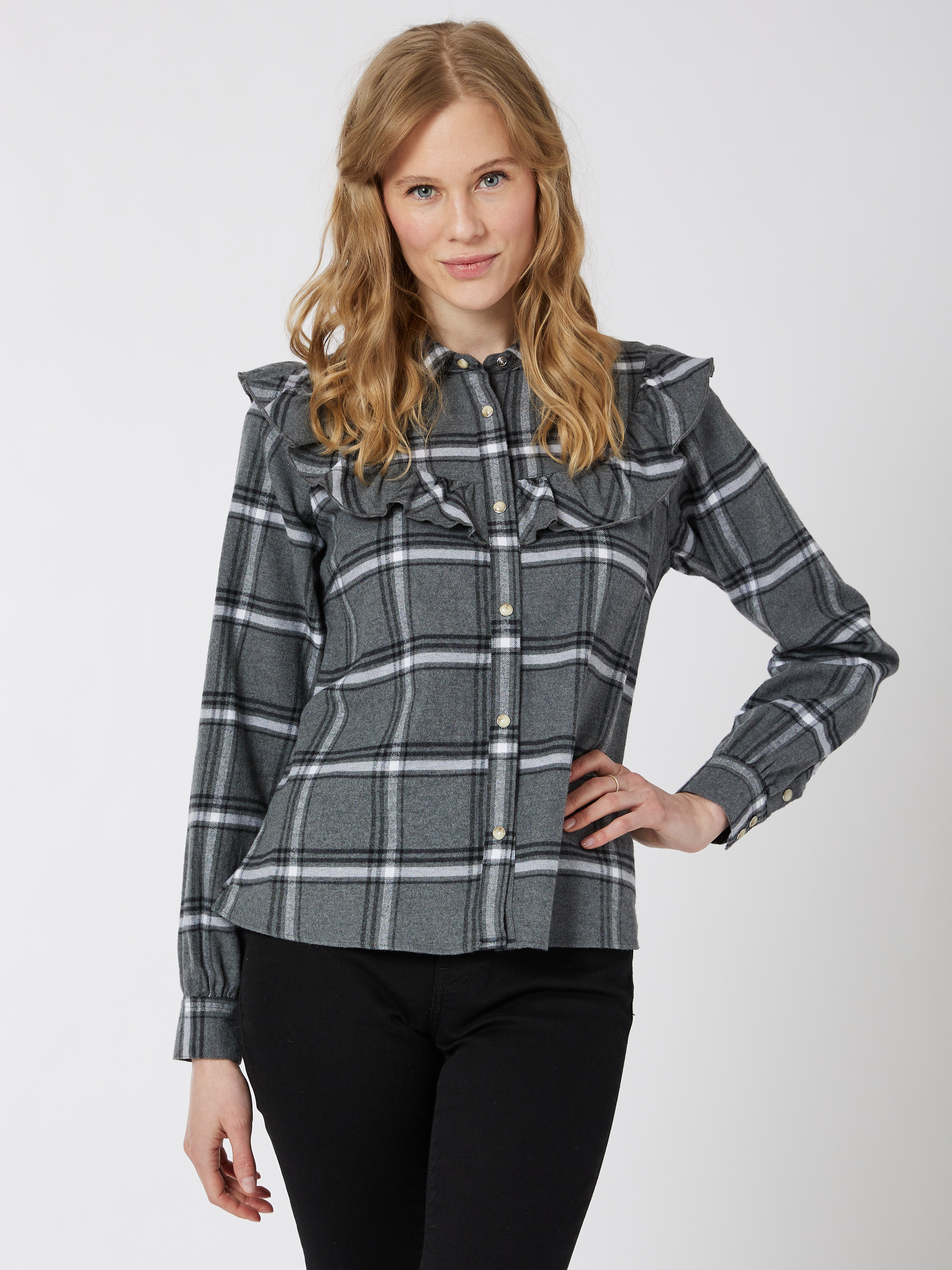Cille bluse 7501429_IEB-JEANPAUL-W22-Modell-Front_2167_Cille bluse IEB_Cille bluse IEB 7501429.jpg_Front||Front
