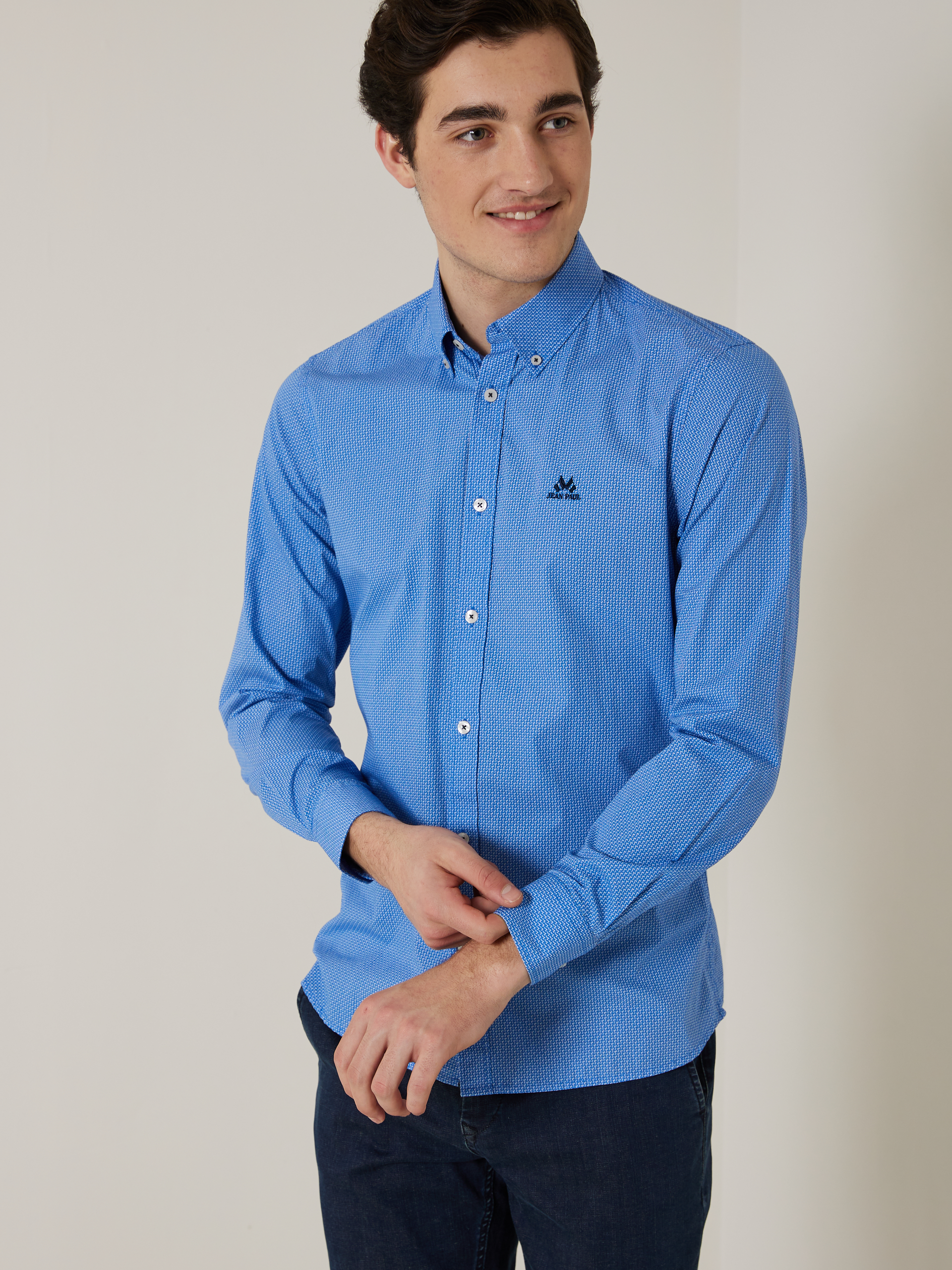 David skjorte - Slim fit 7502478_EOV-JEANPAUL-S23-Modell-Front_4037_David skjorte - Slim fit EOV.jpg_Front||Front
