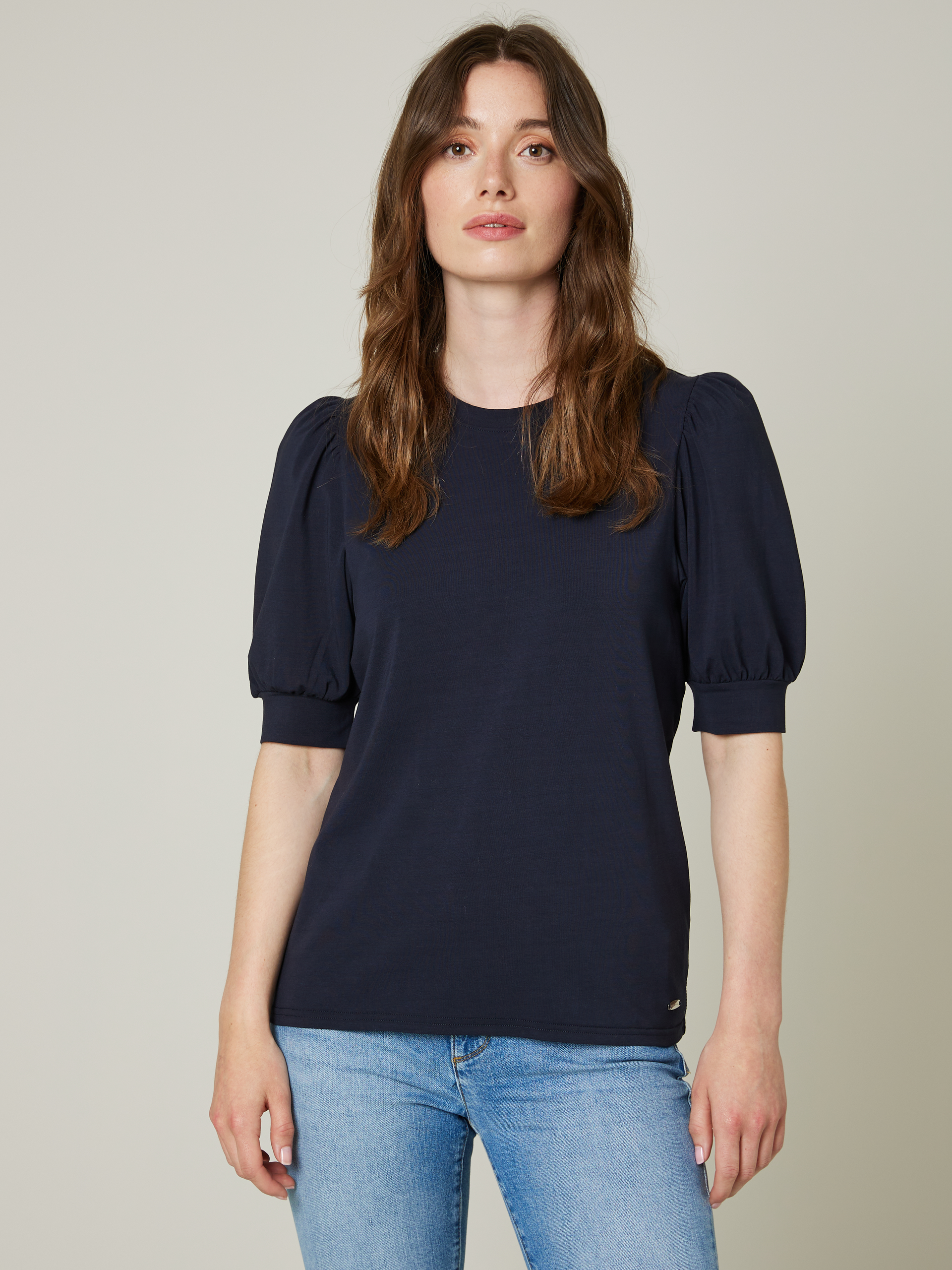 Belinda topp 7503458_EM6-JEANPAUL-S23-Modell-Front_9818_Belinda topp EM6 7503458.jpg_Front||Front