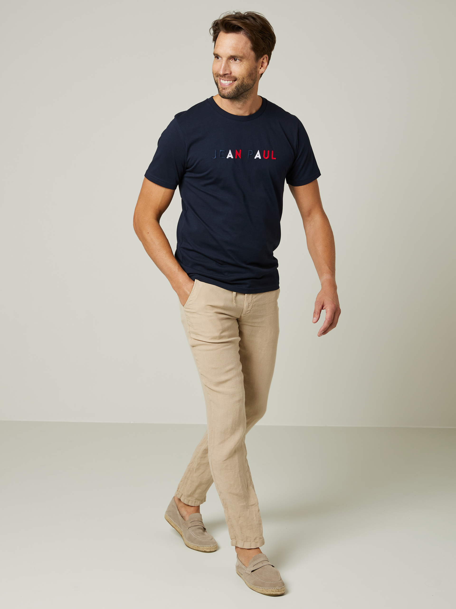 Isak t-skjorte 7503547_EM6-JEANPAUL-H23-Front_7985_Isak t-skjorte EM6.jpg_Front||Front