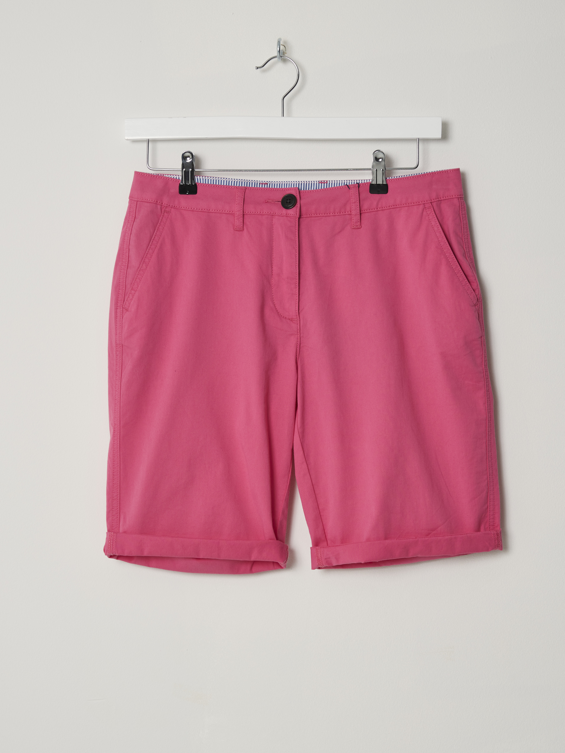 Cerise shorts 7503635_MQX-JEANPAUL-H23-Front_6614_Cerise shorts 7503635_Cerise shorts MQX_Cerise shorts MQX 7503635.jpg_Front||Front