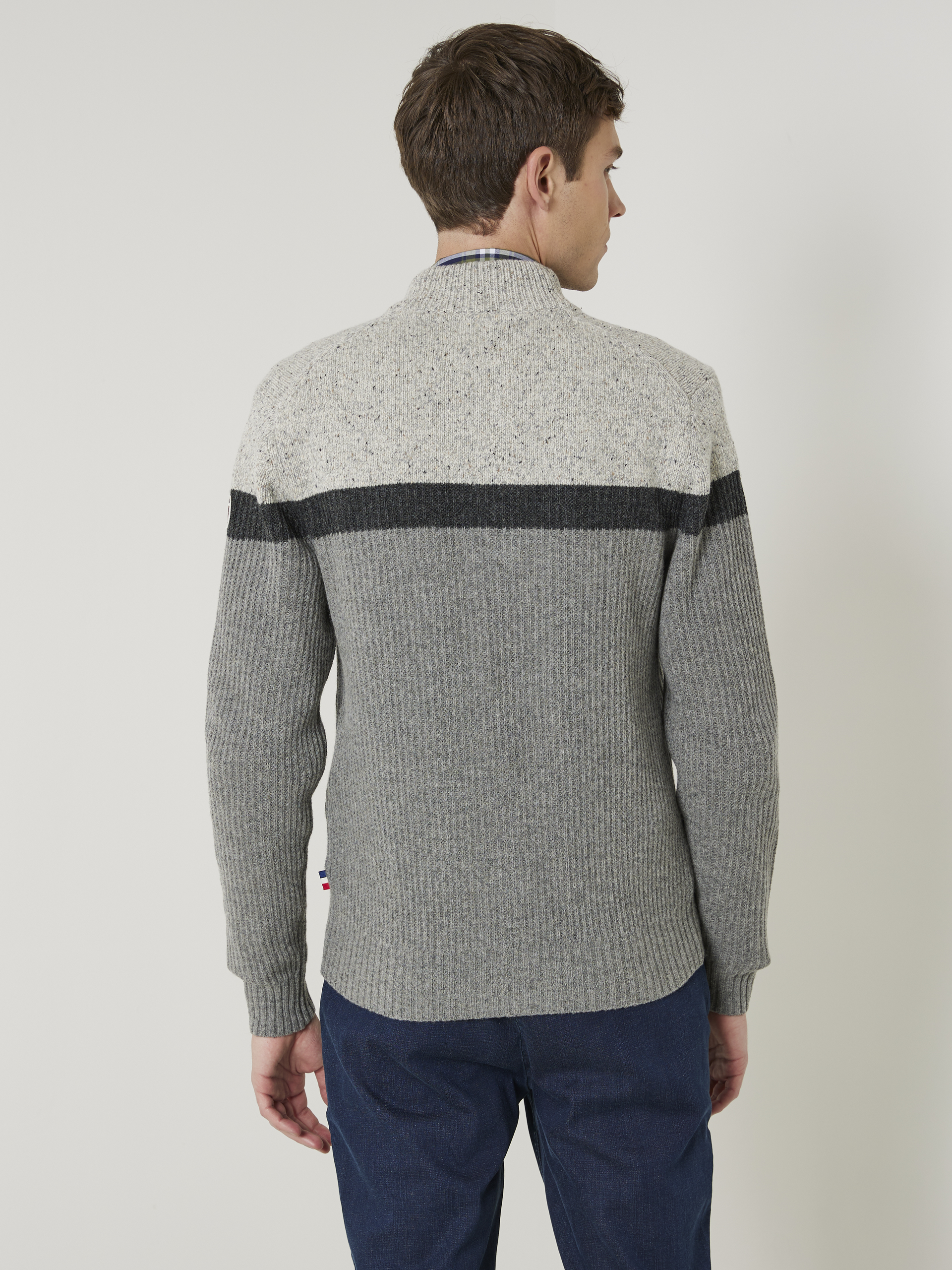 Maurizio cardigan 7504372_I2M-JEANPAUL-A23-Modell-Front_7376_IGH_Maurizio cardigan IGH.jpg_