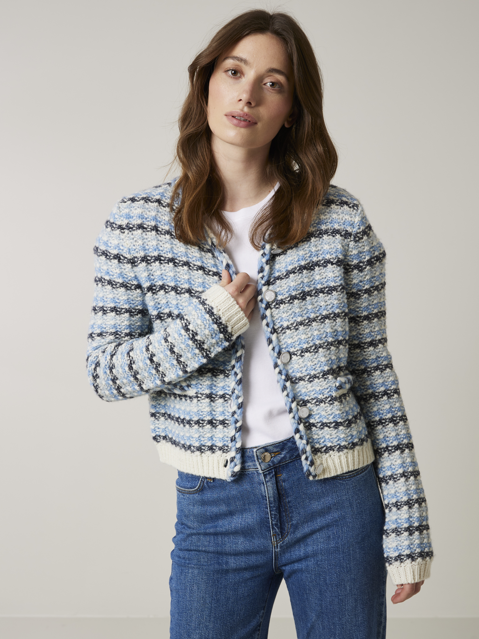 Runi cardigan 7504519_EEN-JEANPAUL-A23-Modell-Front_3017_Runi cardigan EEN 7504519.jpg_Front||Front