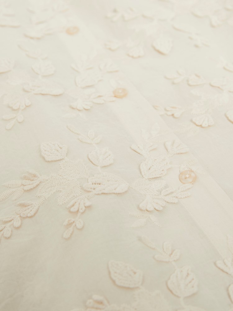 Elea bluse 7504608_O63-JEANPAUL-A23-Front_726_Elea bluse O63_Elea bluse O63 7504608.jpg_Front||Front