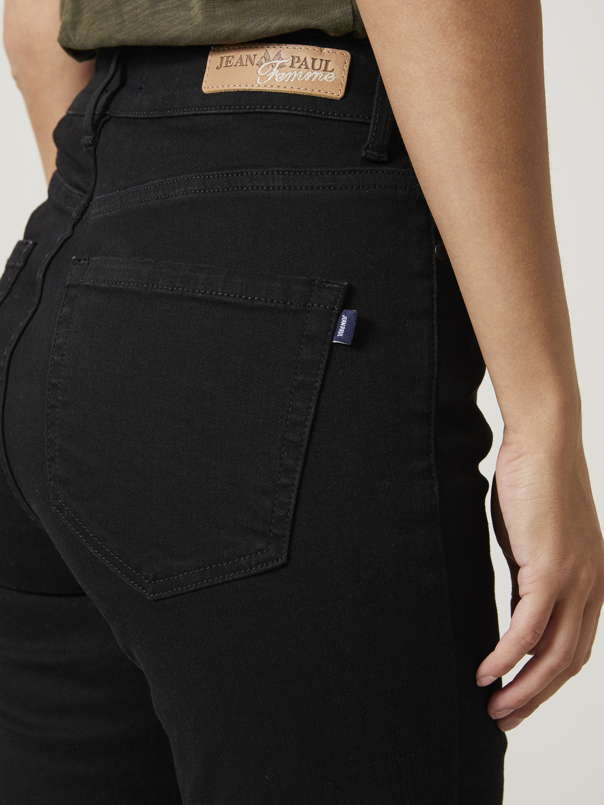 Ine straight jeans 7504930_DAI_Jean Paul_Ine Straight Jeans_A23_Modell (1)_Ine straight jeans DAI_Ine straight jeans DAI 7504930.jpg_