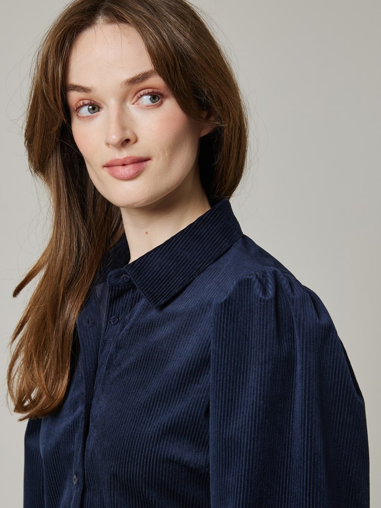 Ember kjole 7505265_EM6-JEANPAUL-W23-Modell-Front_1397_Ember kjole EM6_Ember kjole EM6 7505265.jpg_Front||Front