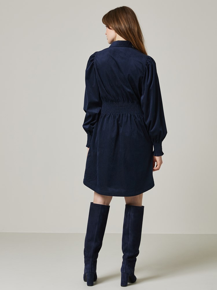 Ember kjole 7505265_EM6-JEANPAUL-W23-Modell-Front_6155_Ember kjole EM6_Ember kjole EM6 7505265.jpg_Front||Front