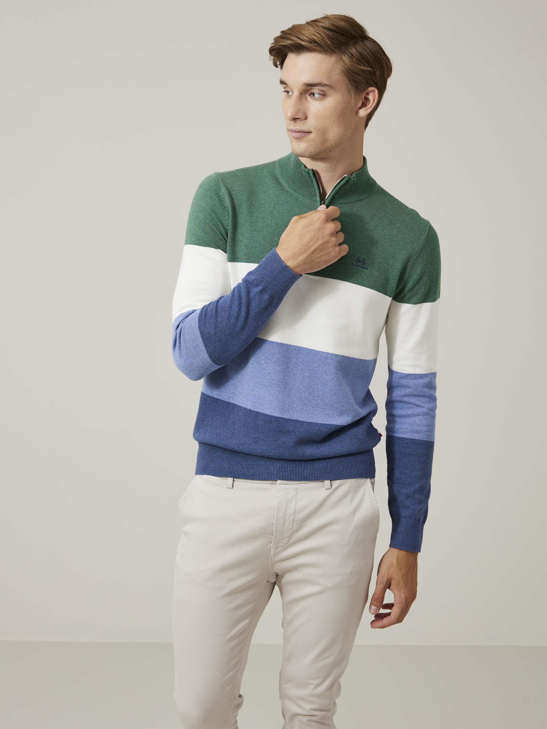 Gerard block stripet zipneck 7505882_EGG-JEANPAUL-S24-Modell-Front_8670_Gerard block stripet zipneck EGG_Gerard block stripet zipneck EGG 7505882.jpg_Front||Front
