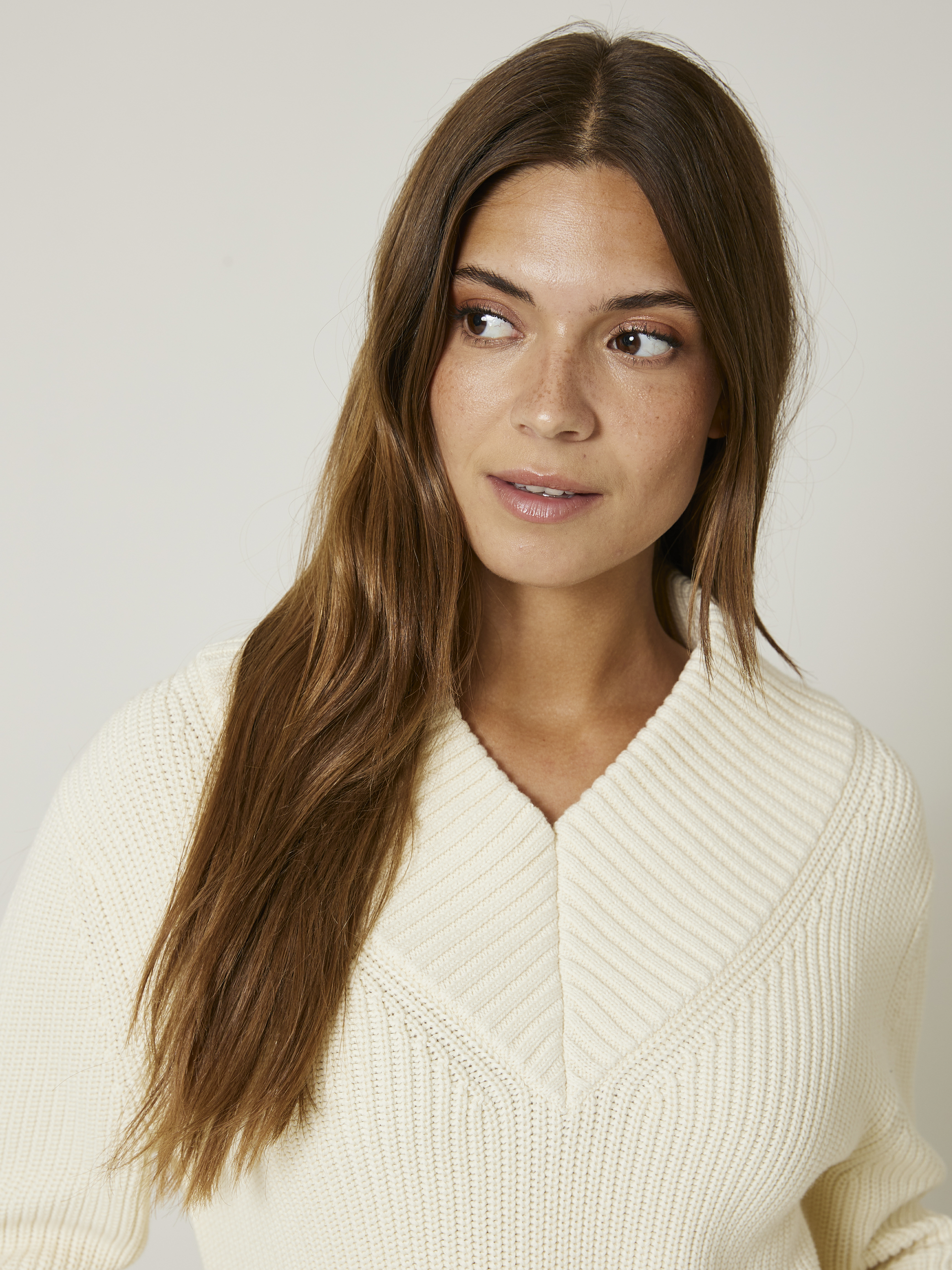 Olina genser 7506145_O63-JEANPAUL-S24-Modell-Front_4464_Olina genser O63_Olina genser O63 7506145.jpg_Front||Front