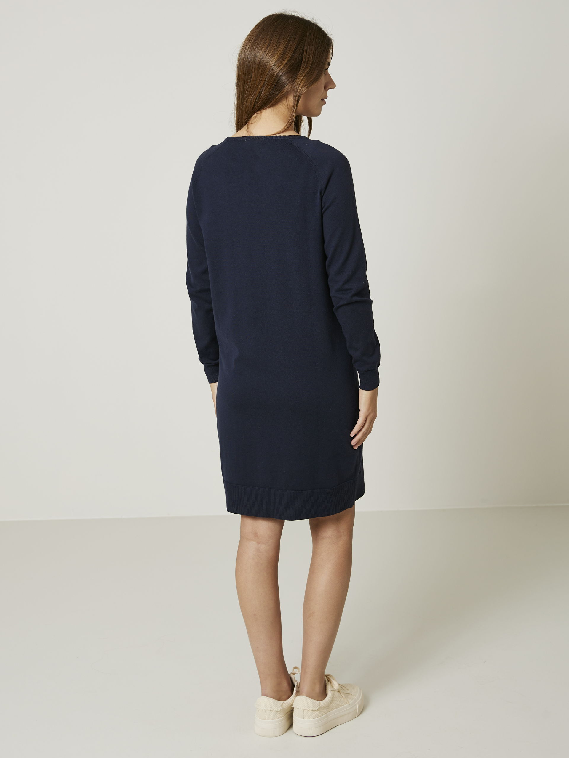 Judith strikkekjole 7506157_EM6-JEANPAUL-S24-Modell-Front_4799_Judith strikkekjole EM6_Judith strikkekjole EM6 7506157.jpg_Front||Front