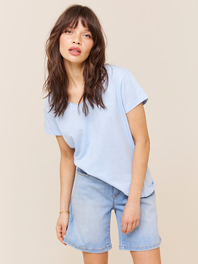 Agnais t-skjorte 7507122-JEANPAUL-Agmais t-shirt-H24-Modell-Front (4)_EN3_Agnais t-skjorte EN3_Agnais t-skjorte EN3 7511209.jpg_