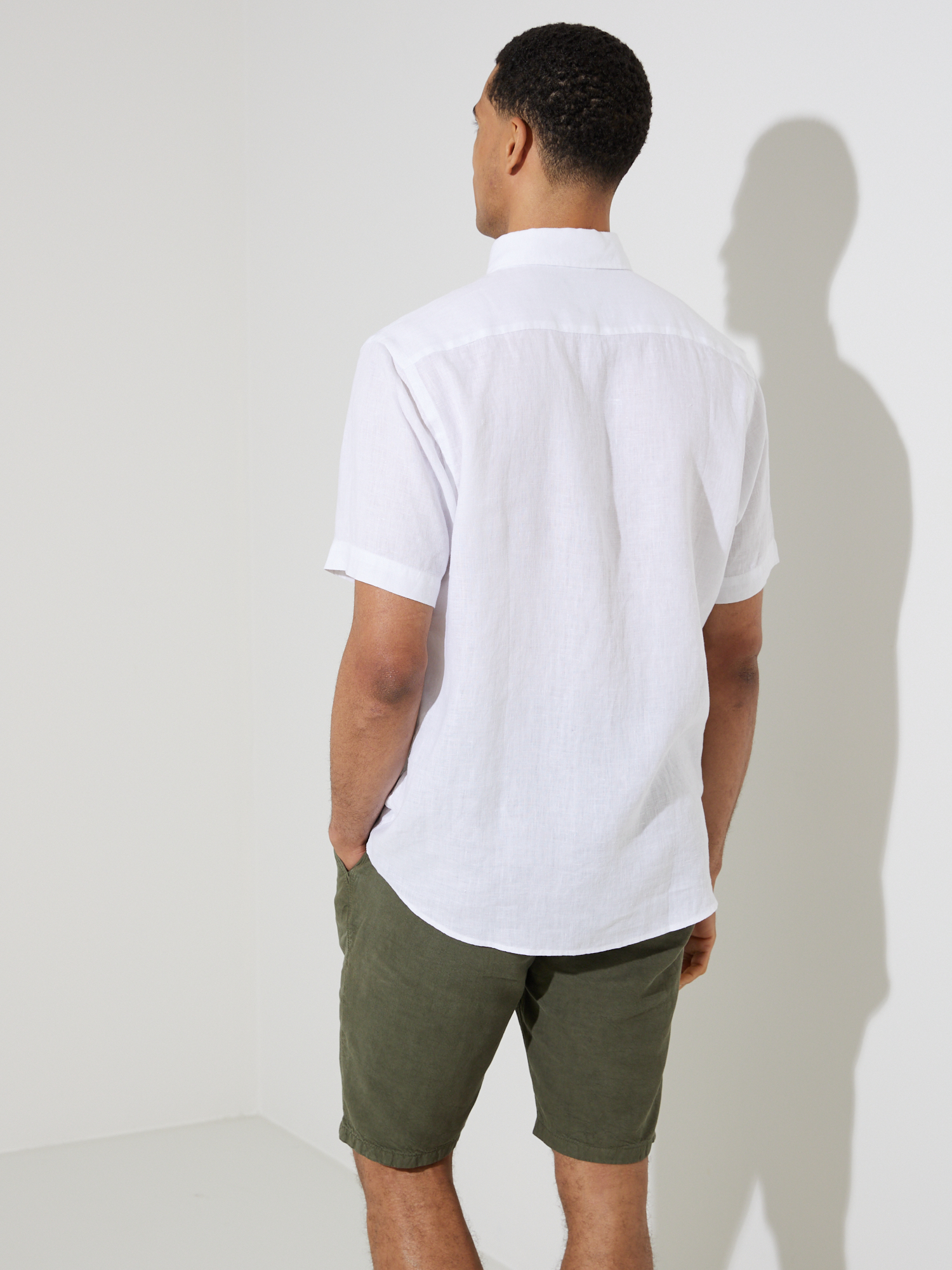 Dillon linskjorte - Regular Fit 7507536_O68-JEANPAUL-H24-Modell-Front_2146_Dillon linskjorte - Regular Fit O68 7507536.jpg_Front||Front