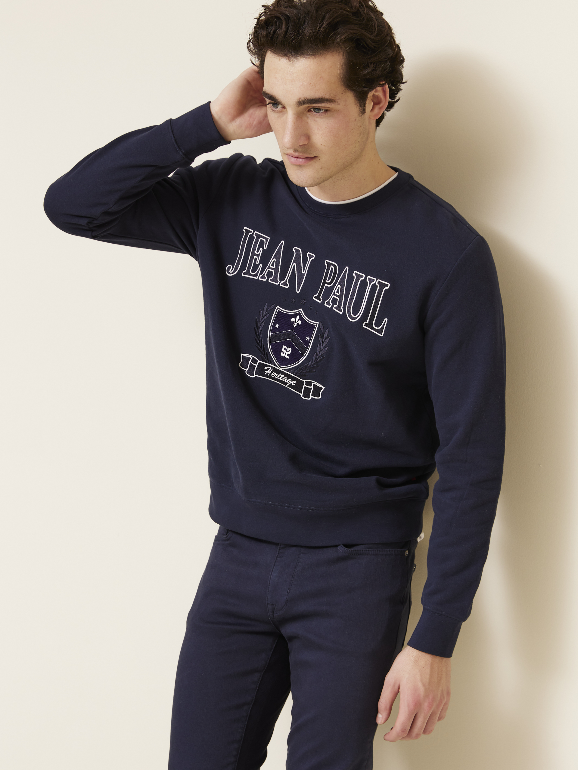 Henry collegegenser 7507979_EM6-JEANPAUL-A24-Front_7734_Henry collegegenser EM6_Henry collegegenser EM6 7507979.jpg_Front||Front