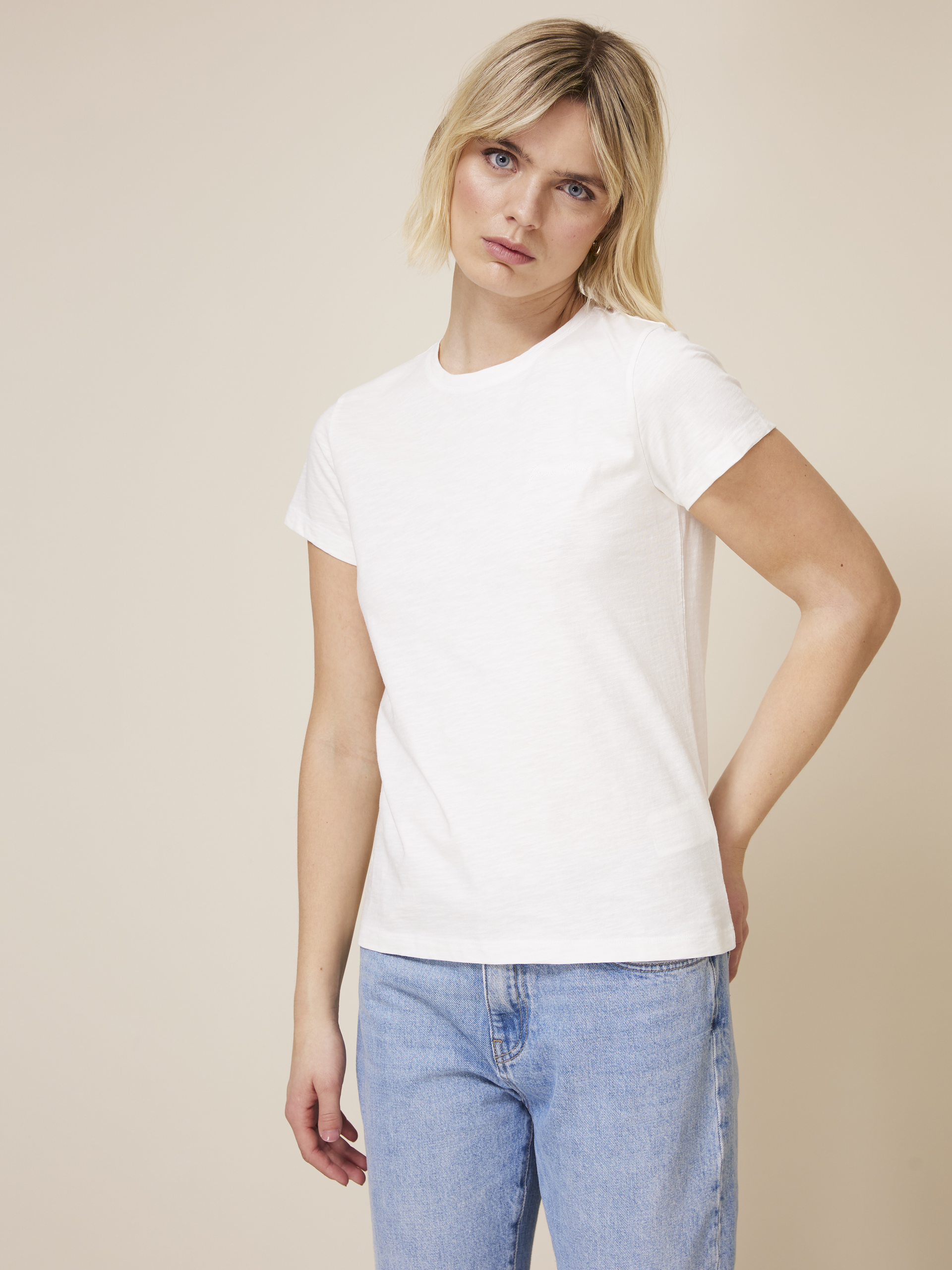 Agnais t-skjorte 7508045_O68-JEANPAUL-A24-Front_7098 (2)_Agnais t-skjorte O79_Agnais t-skjorte O79 7508045.jpg_