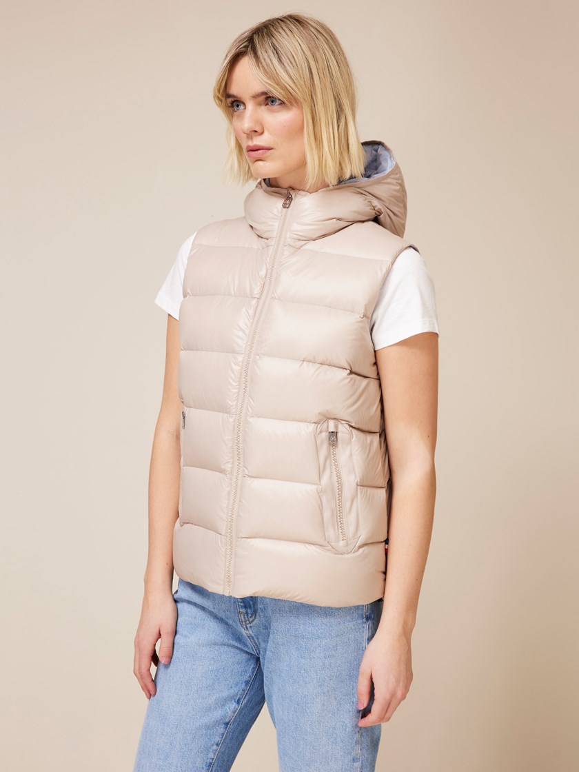7508210 I4C 7508210_I4C-JEANPAUL-A24-Front_5347_Linda dunvest I4C 7508210.jpg_Front||Front