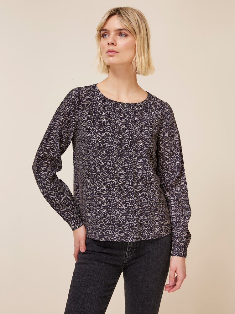 Lula bluse 7508405_EM6-JEANPAUL-A24-Front_7195_Lula bluse_Lula bluse EM6_Lula bluse EM6 7508405.jpg_Front||Front