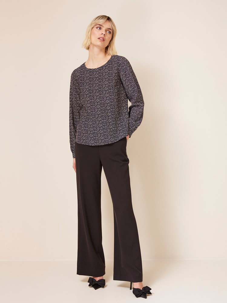 Lula bluse 7508405_EM6-JEANPAUL-A24-Front_9664_Lula bluse_Lula bluse EM6_Lula bluse EM6 7508405.jpg_Front||Front