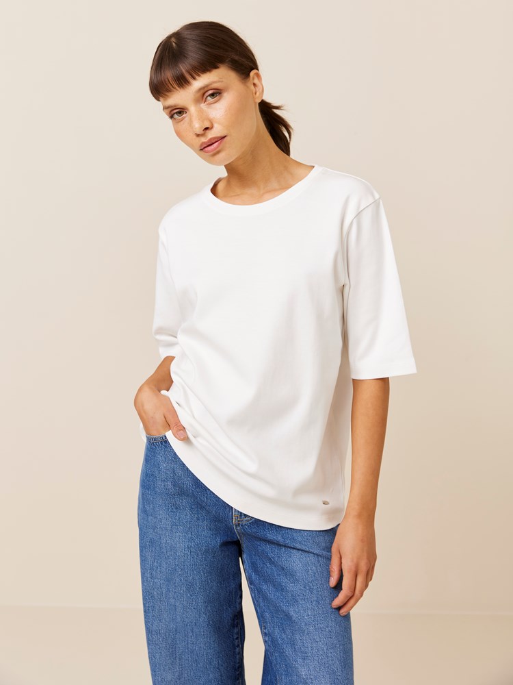 Annie t-skjorte 7508448_O79-JEANPAUL-A24-Front_7514_Annie t-skjorte O79_Annie t-skjorte O79 7512536.jpg_