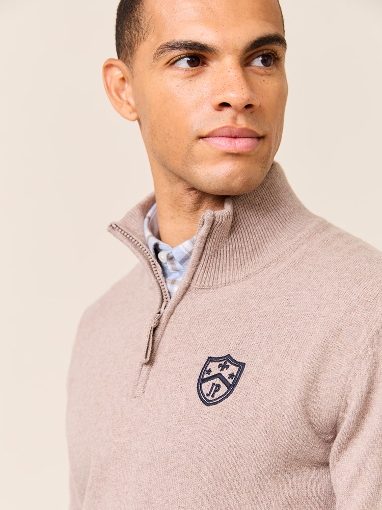 Lucien zipneck 7508809_AMY-JEANPAUL-W24-Modell-Front_240_Lucien zipneck AMY_Lucien zipneck AMY 7508809.jpg_Front||Front