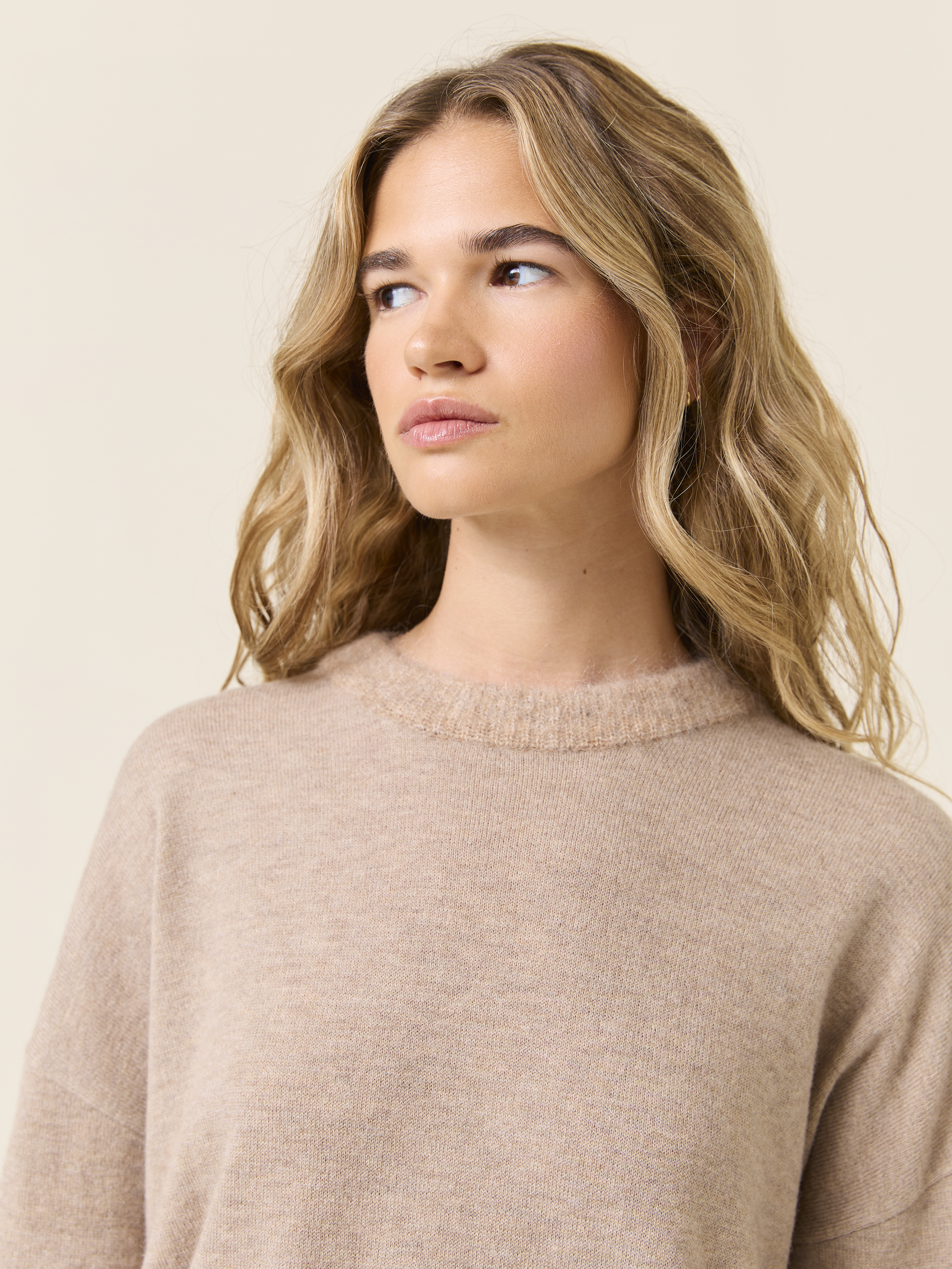Camille kjole 7509192_AEI-JEANPAUL-W24-Modell-Front_7157_Camille kjole AEI_Camille kjole AEI 7509192.jpg_Front||Front