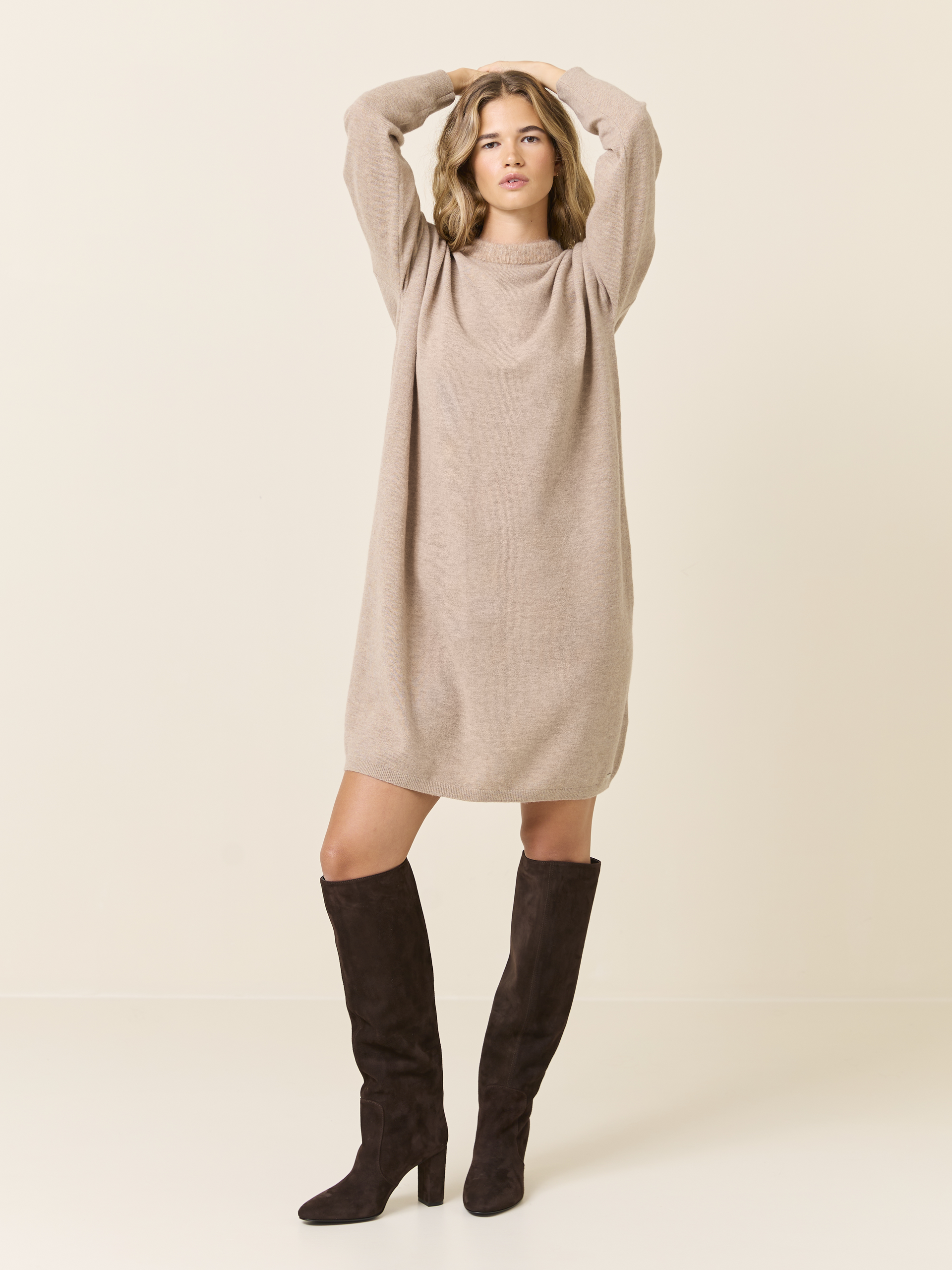 Camille kjole 7509192_AEI-JEANPAUL-W24-Modell-Front_9721_Camille kjole AEI_Camille kjole AEI 7509192.jpg_Front||Front