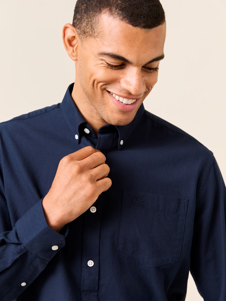 Keith skjorte - Classic fit 7509335_EM6-JEANPAUL-W24-Modell-Front_7400_Keith skjorte - Classic fit EM6_Keith skjorte - Classic fit EM6 7509335.jpg_Front||Front