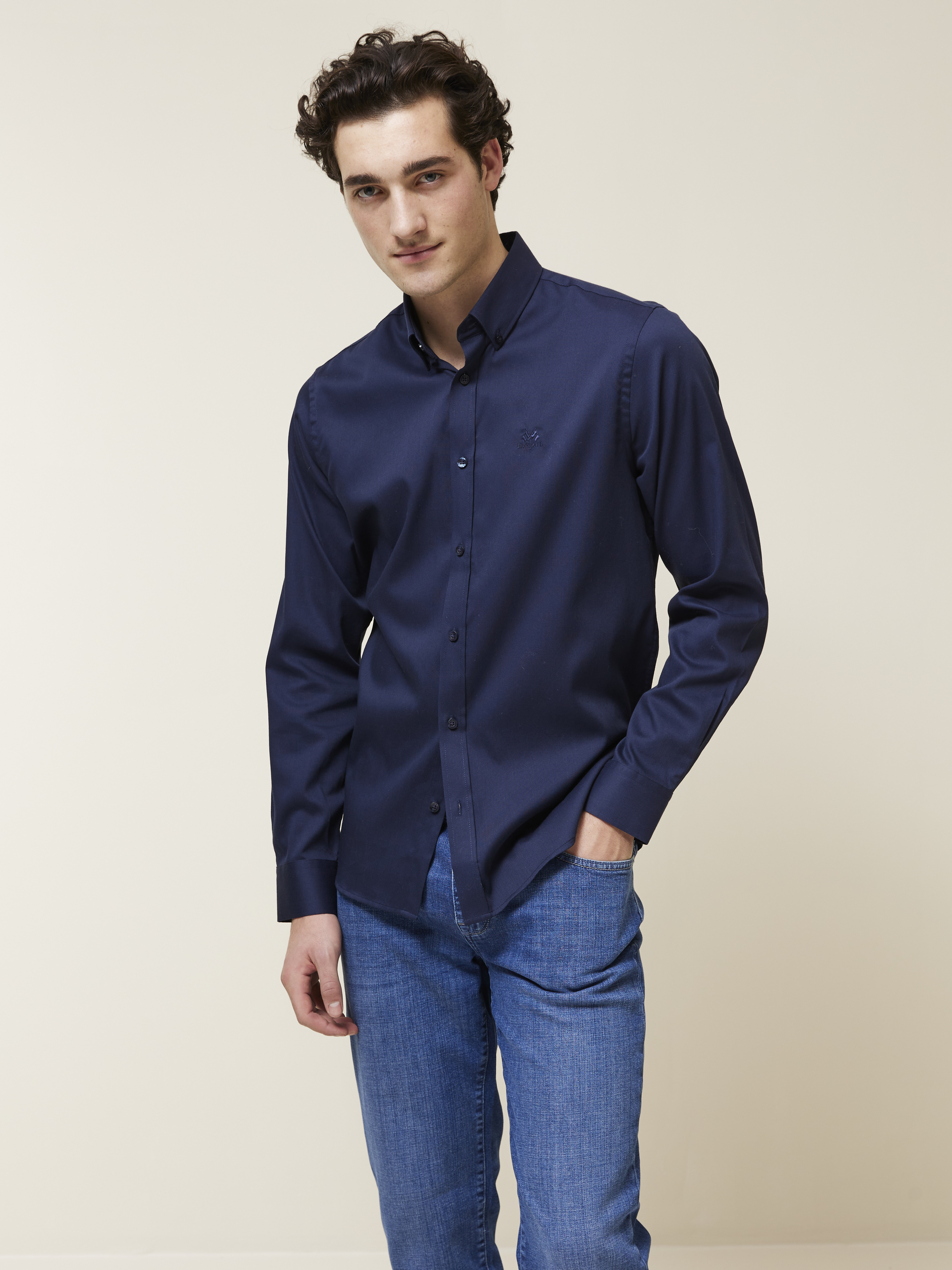 Peretti skjorte - Regular fit 7509503_EM6-JEANPAUL-A24-Front_9950_Peretti skjorte - Regular fit EM6_Peretti skjorte - Regular fit EM6 7509503.jpg_Front||Front