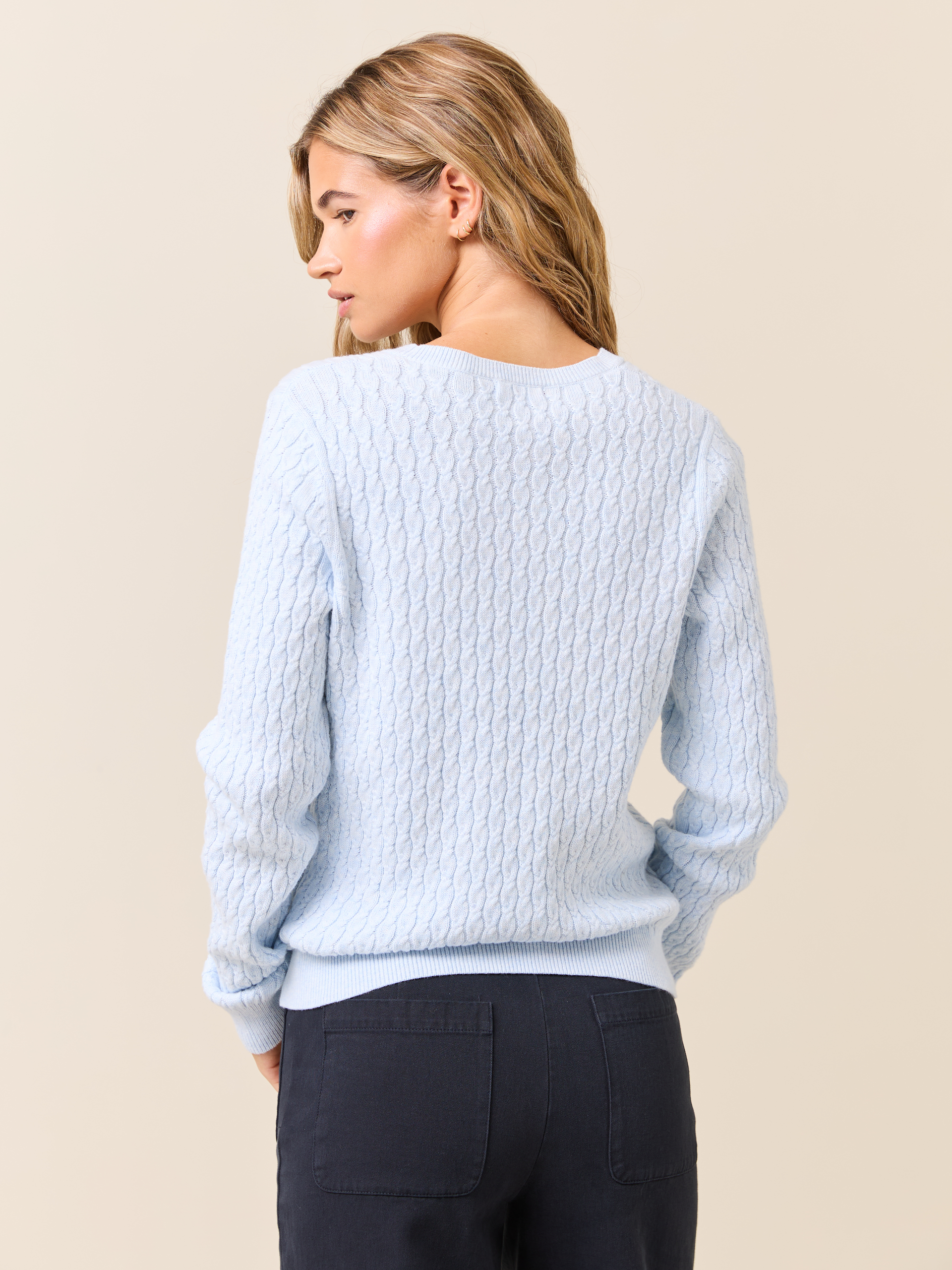 Sofie genser 7510038_EN3-JEANPAUL-S25-Modell-Front_5665_Sofie genser EN3_Sofie genser EN3 7510038.jpg_Front||Front