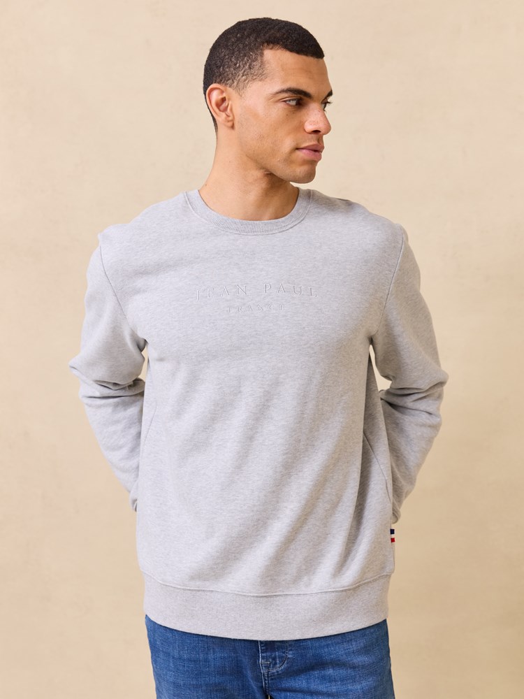 Royan collegegenser 7510045_IEB-JEANPAUL-S25-Modell-Front_5817_Royan collegegenser IEB_Royan collegegenser IEB 7510045.jpg_