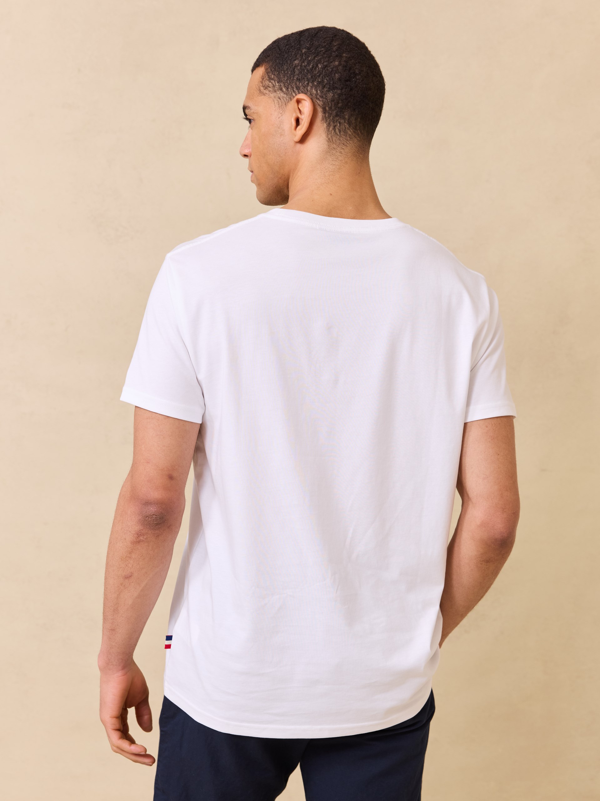 7510064 O68 7510064_O68-JEANPAUL-S25-Modell-Front_Loup t-skjorte O68_Loup t-skjorte O68 7510064.jpg_