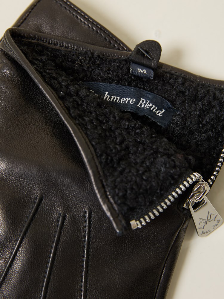 Roanna hanske 7510173_C25-JEANPAUL-W24-Front_4976_Roanna hanske C25 7510265.jpg_