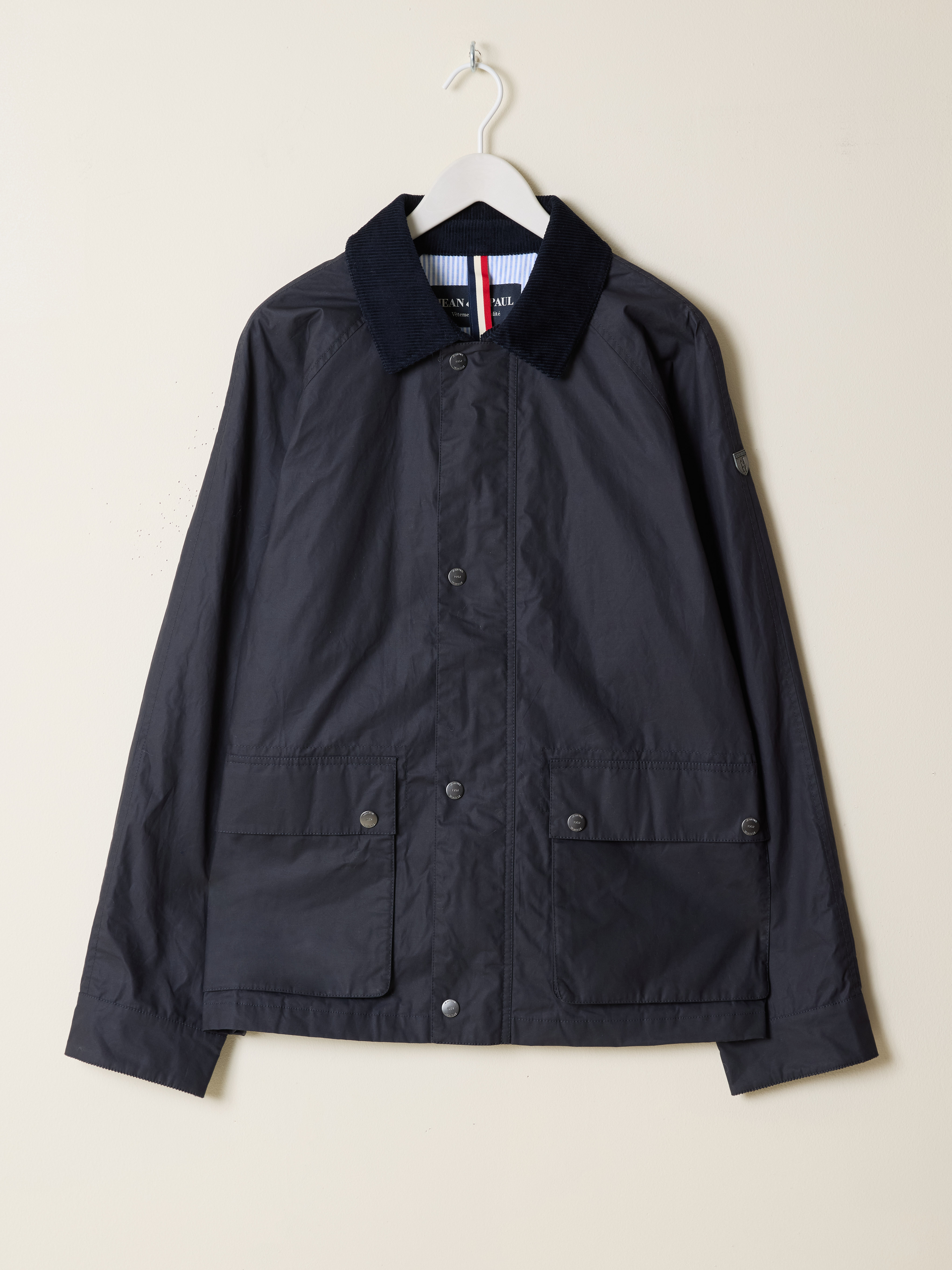 Robert jakke 7510243_EM6-JEANPAUL-S25-Front_5643_Robert jakke EM6 7510243.jpg_Front||Front