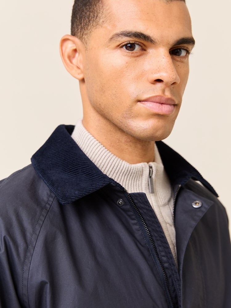 Robert jakke 7510243_EM6_Jean Paul_Robert Jakke_S25 (8)_Robert jakke EM6 7510243.jpg_